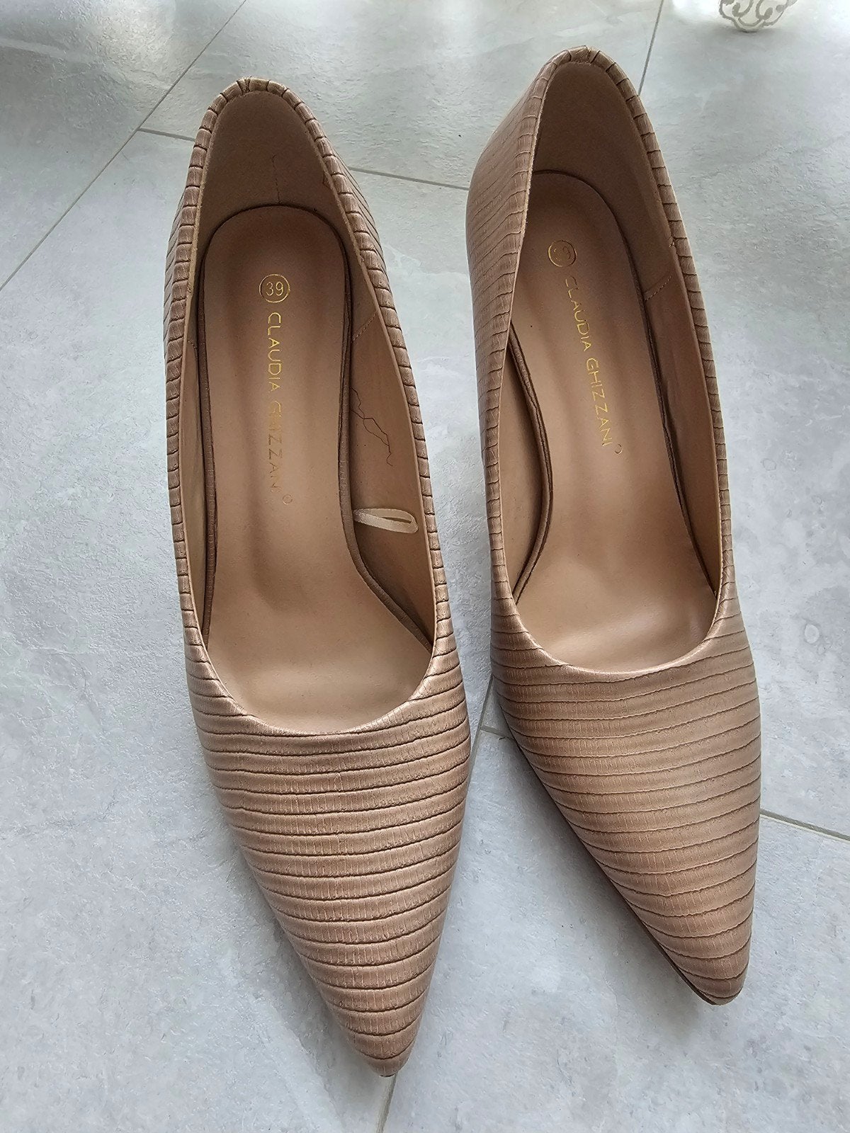 Claudia Ghizzani pumps maat 39, Claudia Ghizzani, Pumps, Beige, Ophalen of Verzenden