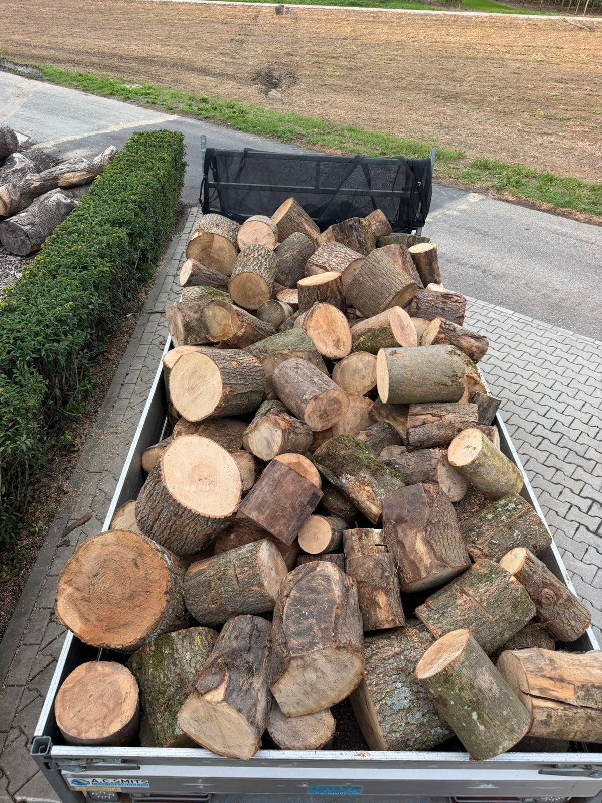 Dikke vracht 4,8 kuub eiken essen haardhout thuisbezorgd, 3 tot 6 m³, Verzenden, Eikenhout, Blokken