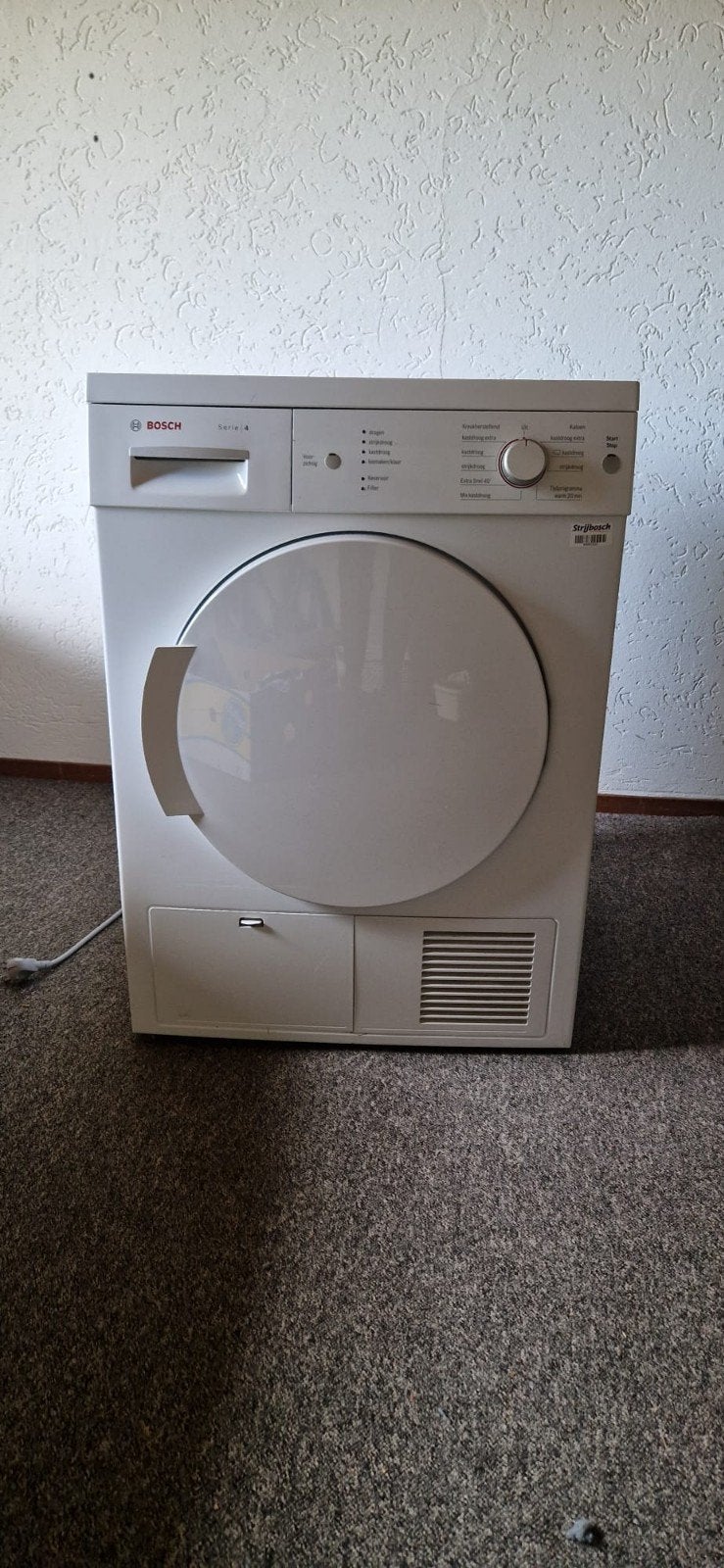 Bosch Serie 4 Wasdroger in goede staat, Ophalen, 6 tot 8 kg, Gebruikt, Voorlader