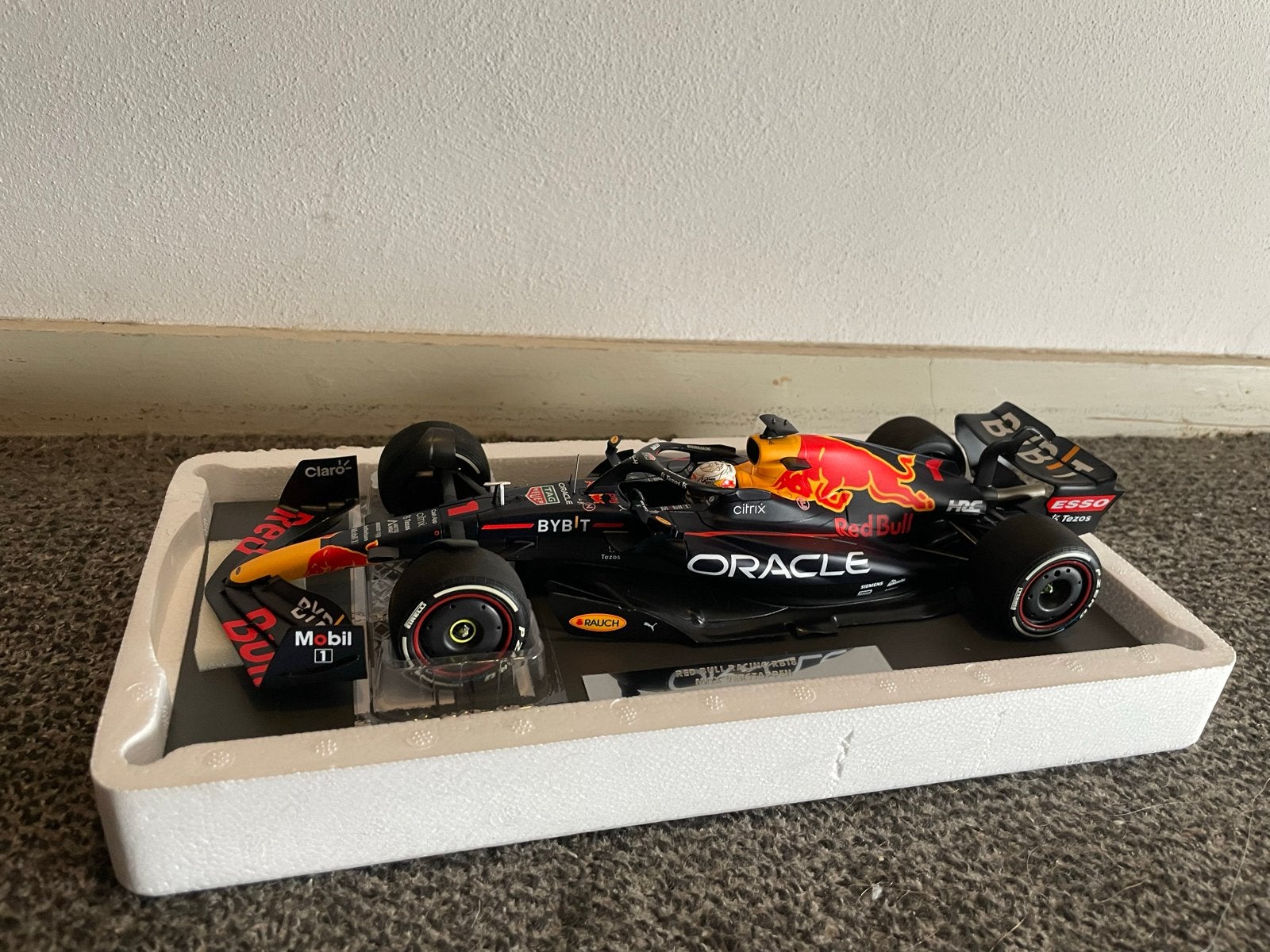 Max Verstappen RB18 Saudi-Arabië GP 2022 1:18 Nr.366/900, Verzenden, Nieuw, Auto, MiniChamps