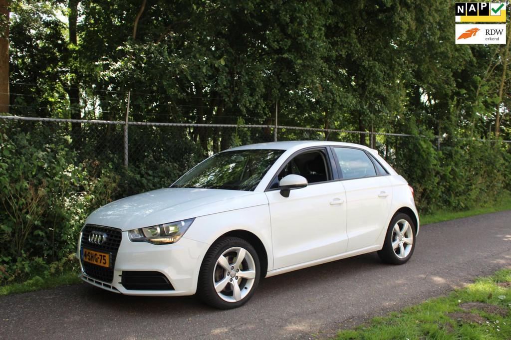 Audi A1 Sportback 1.4 TFSI Attraction Pro Line *CARPLAY !, Auto's, Euro 5, 4 cilinders, 4 stoelen, 610 kg