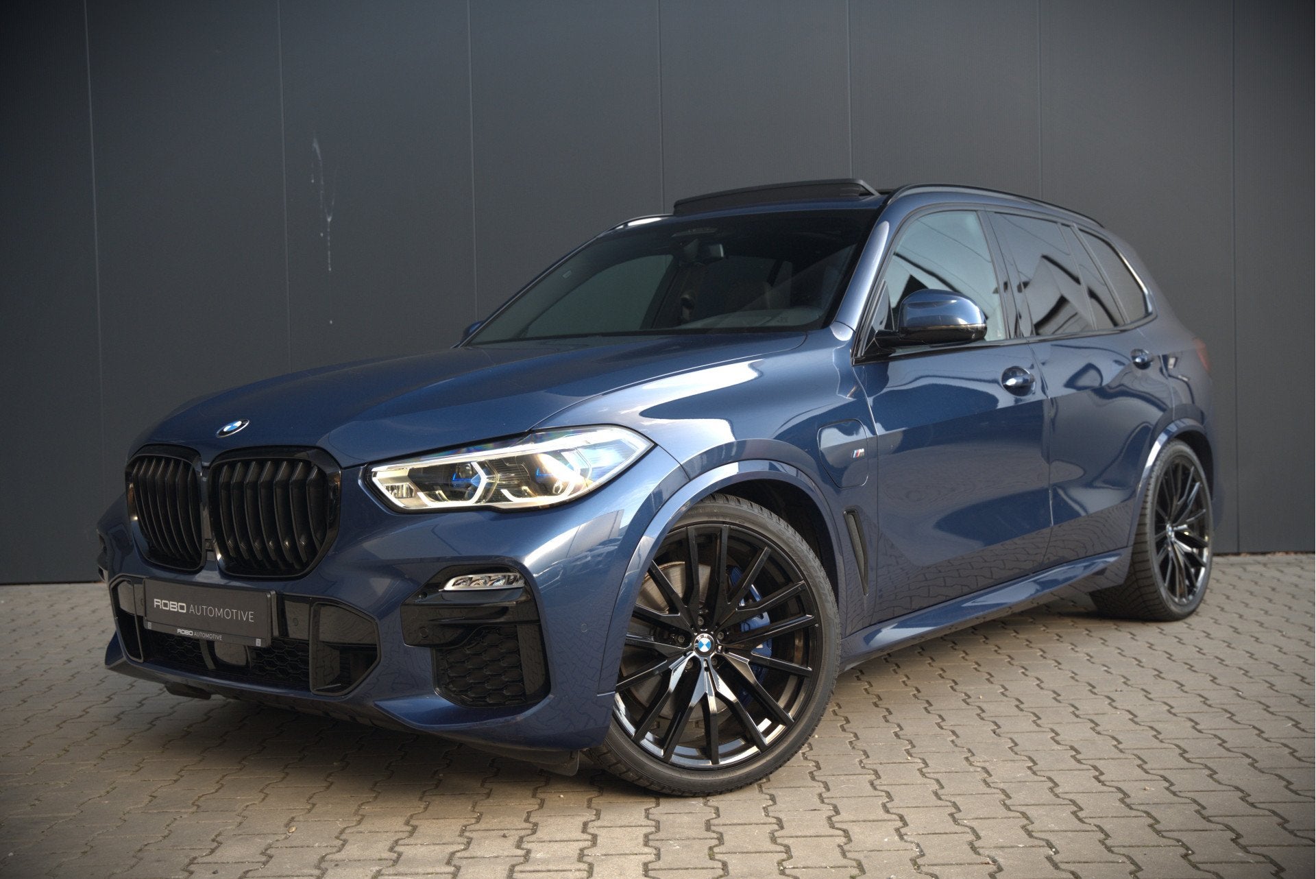 BMW X5 xDrive45e High Executive | Panoramadak | Harman Kardo, Auto's, Gebruikt, 394 pk, Blauw, Vierwielaandrijving