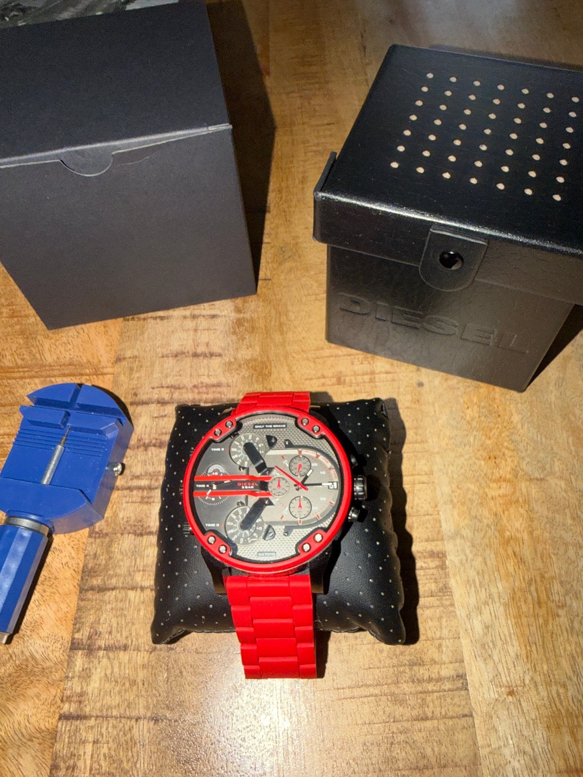 Diesel horloge rood - Zo goed als nieuw, Overige merken, Overige materialen, Polshorloge, Kunststof