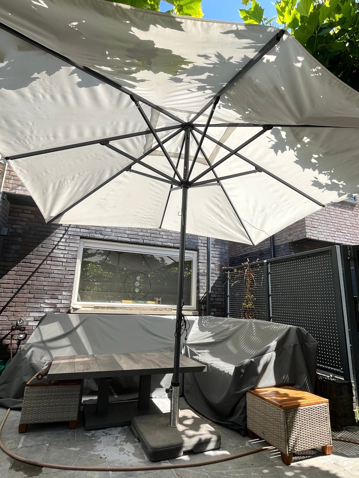 Grote vierkante parasol met voet - 340x340cm, Ophalen, Kantelbaar, 3 tot 4 meter, Zweefparasol