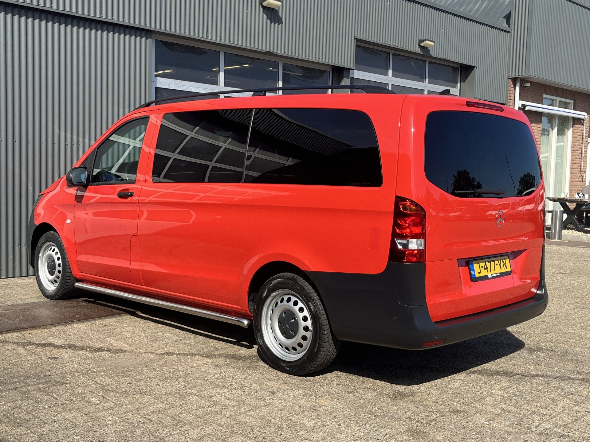 Mercedes-Benz Vito Tourer 119 CDI 190pk 4x4 4 matic Lang 8 p, Auto's, Automaat, Gebruikt, 2000 kg, Origineel Nederlands