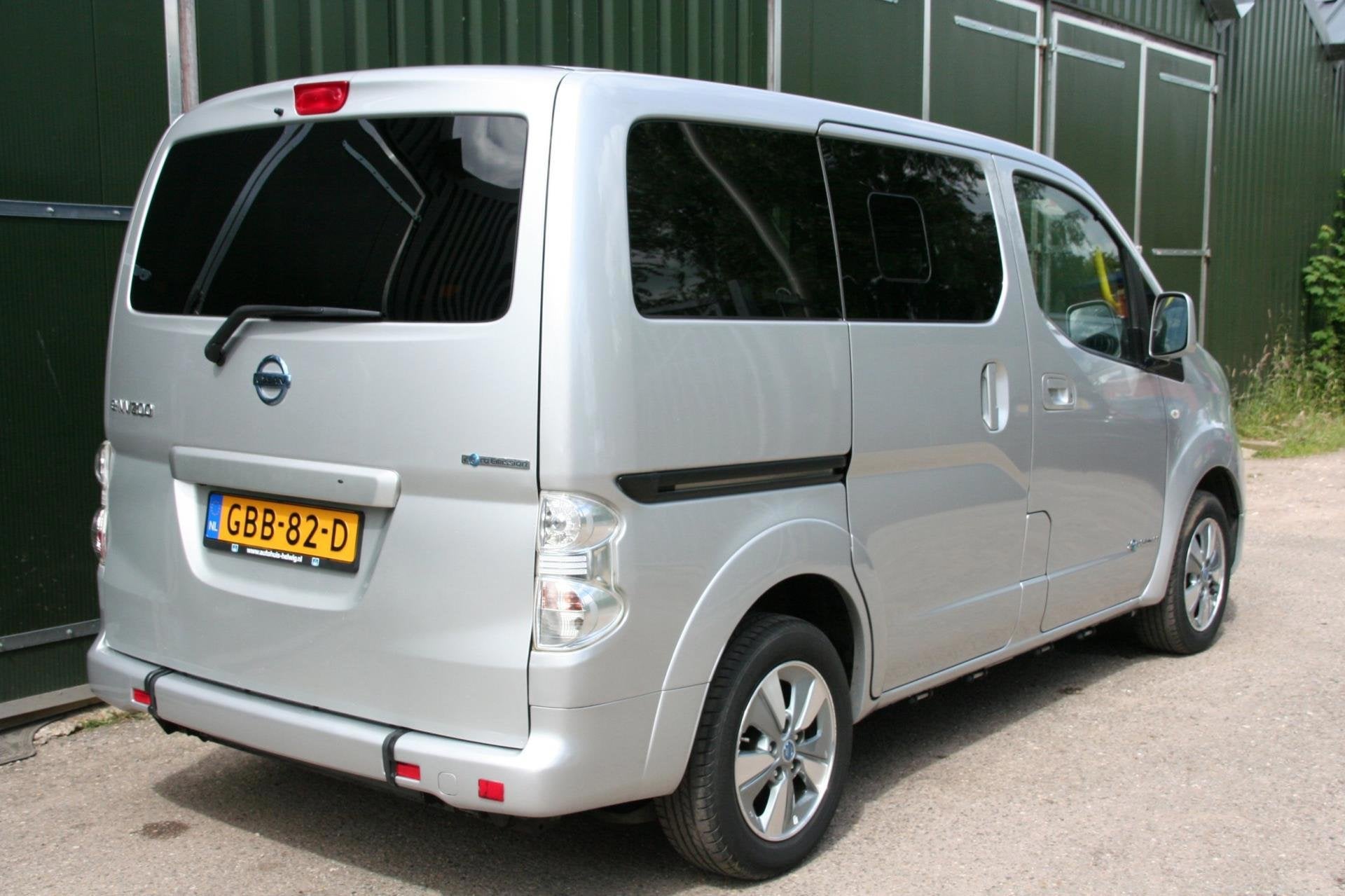 Nissan E-NV200 Evalia 100 % ELEC 5 PEROONS + ROLSTOEL / INVA, Auto's, Nissan, Stof, Gebruikt, Zwart, 1594 kg