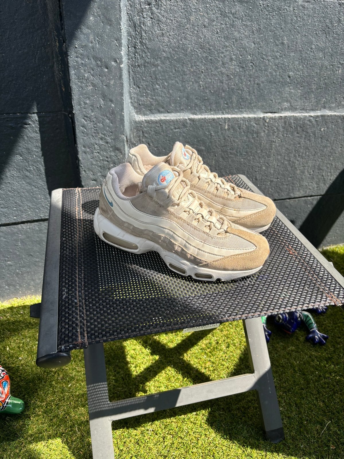 Nike Air Max 95 Sneakers - Zo goed als nieuw, Ophalen of Verzenden, Zo goed als nieuw, Beige, Sneakers of Gympen