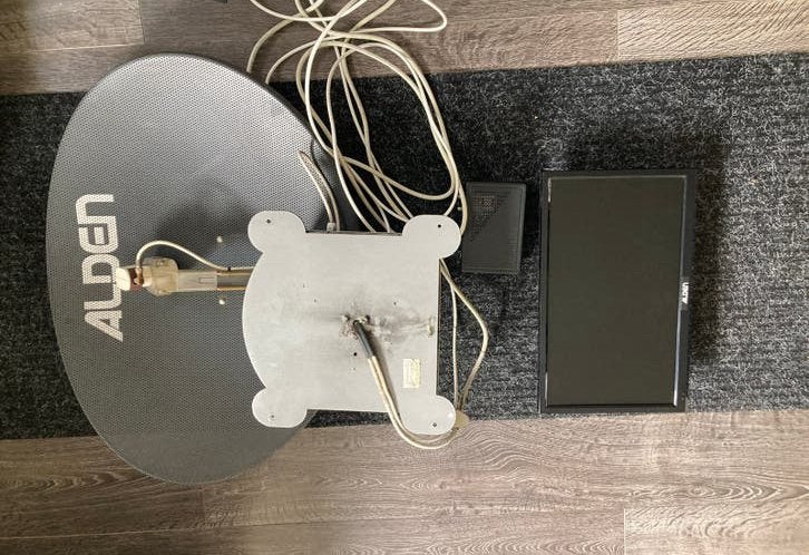 Alden satelliet schotel, ontvanger en TV set, 50 Hz, 40 tot 60 cm, Ophalen, Overige merken