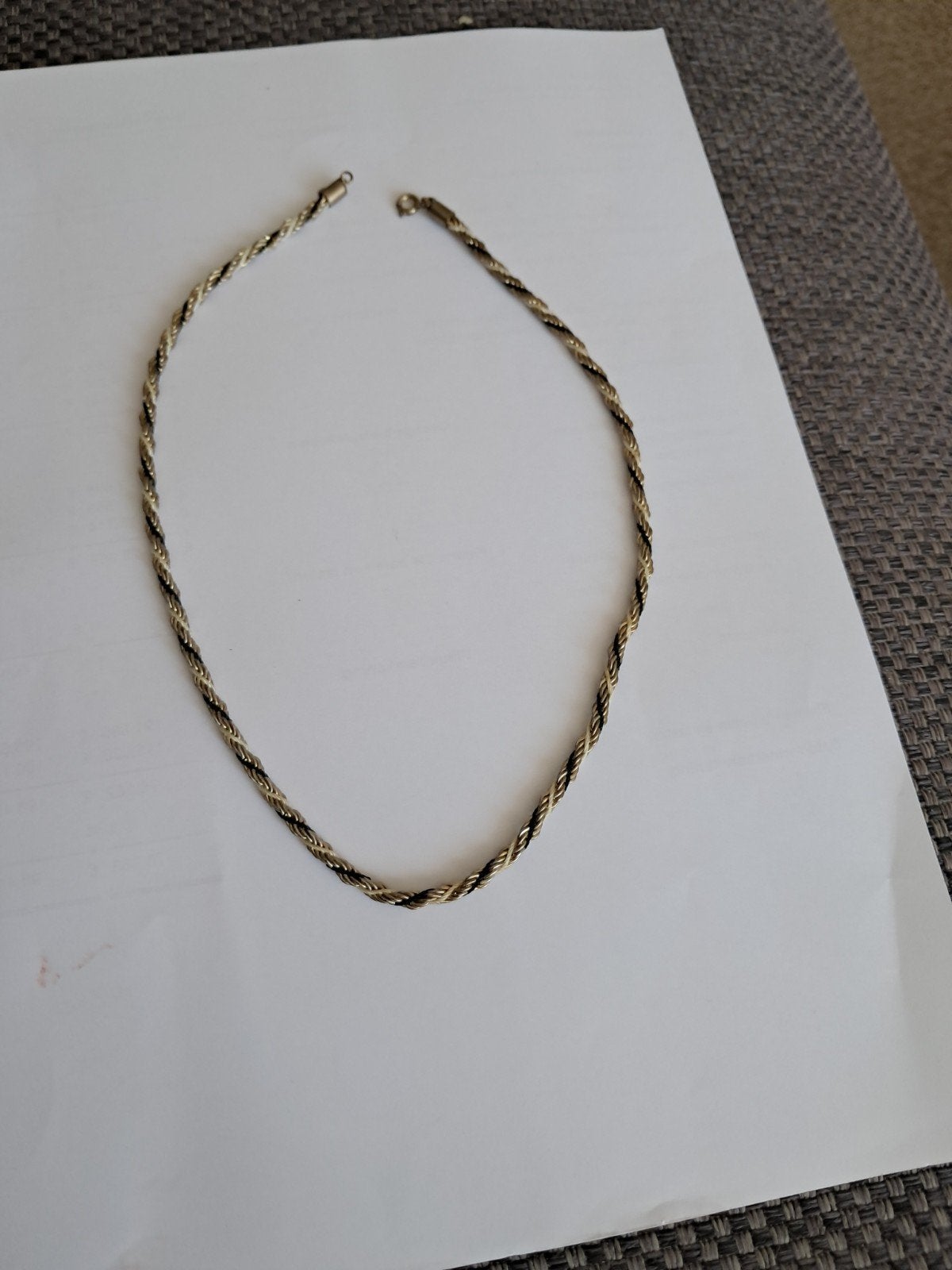 Ketting goud met zwart van kleur is netjes geen gebreken, Ophalen of Verzenden, Zo goed als nieuw, Goud, Overige materialen