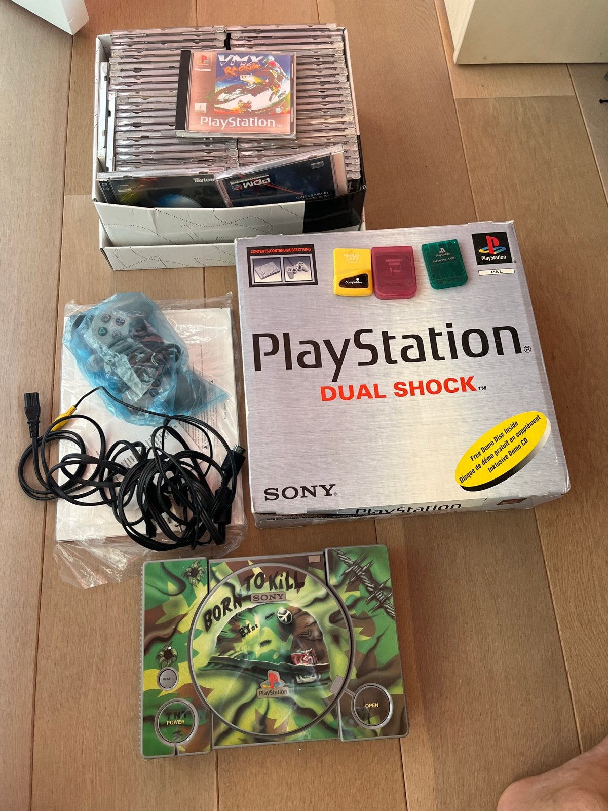 PlayStation 1 Dual Shock met games en accessoires, Spelcomputers en Games, Spelcomputers | Sony PlayStation 1, Ophalen of Verzenden