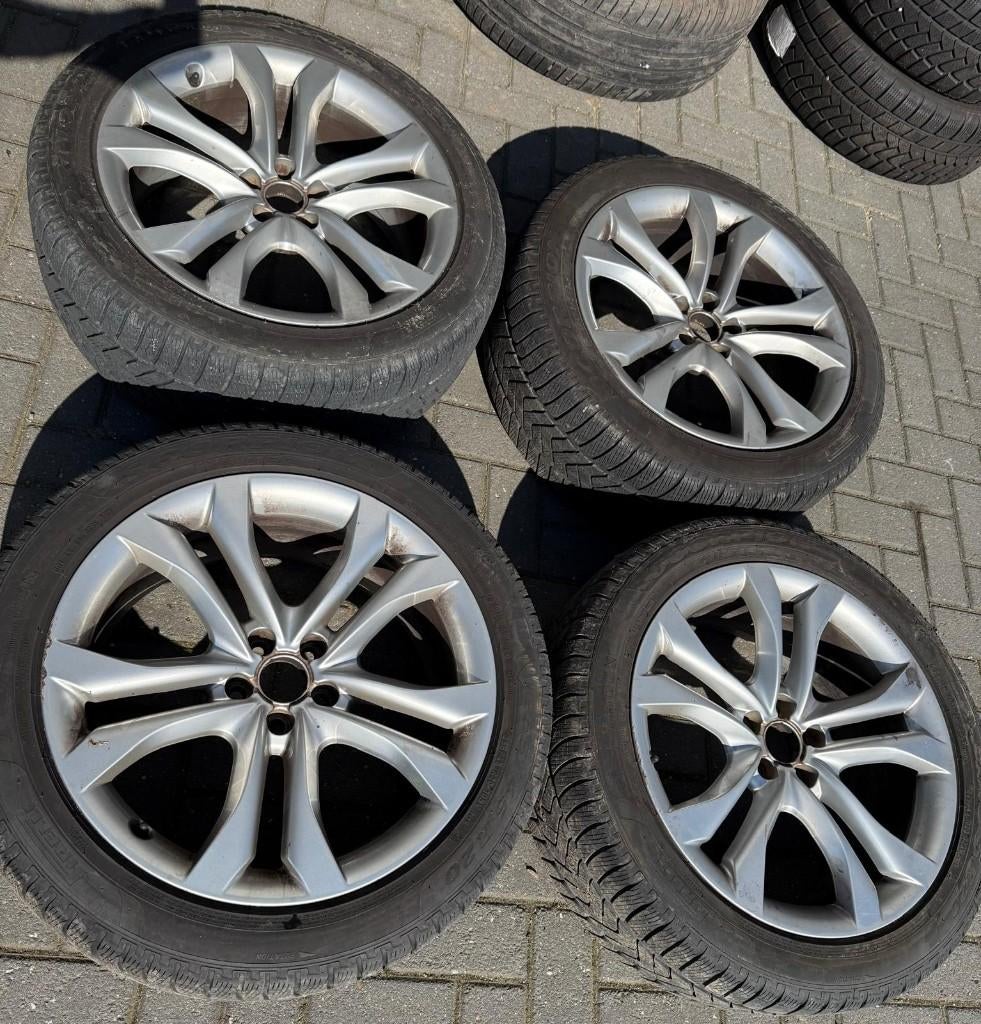 Audi Q5 SQ5 wielen 20 inch Pirelli winterbanden, Ophalen, Gebruikt, 255 mm, Banden en Velgen