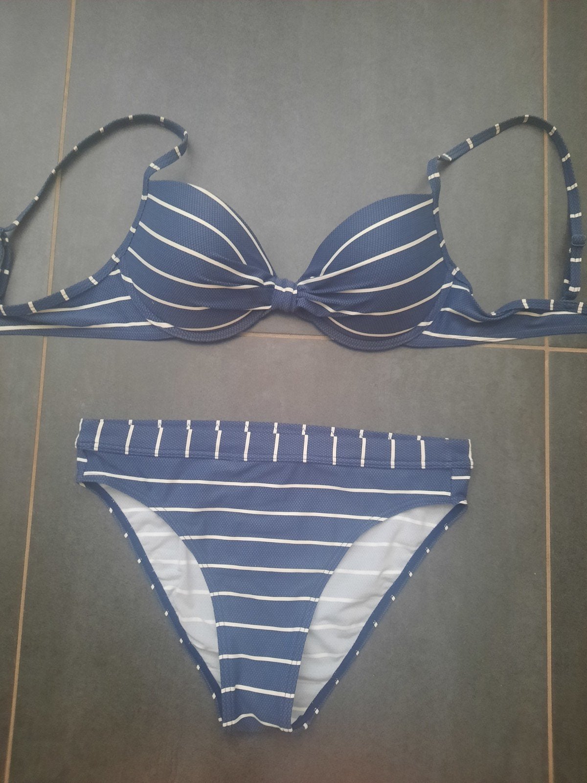 Bikini Esprit, maat 36, Blauw, Ophalen of Verzenden, Zo goed als nieuw, Bikini