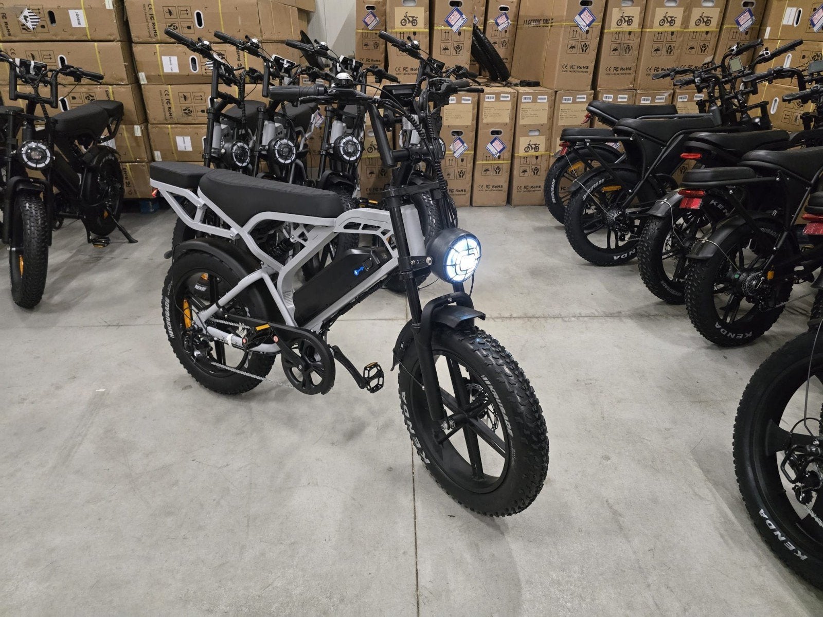 Fatbike V20 Pro 3 kleur Zwart Wit & Nardo + accu Aanbieding, Overige merken, -, -, Nieuw