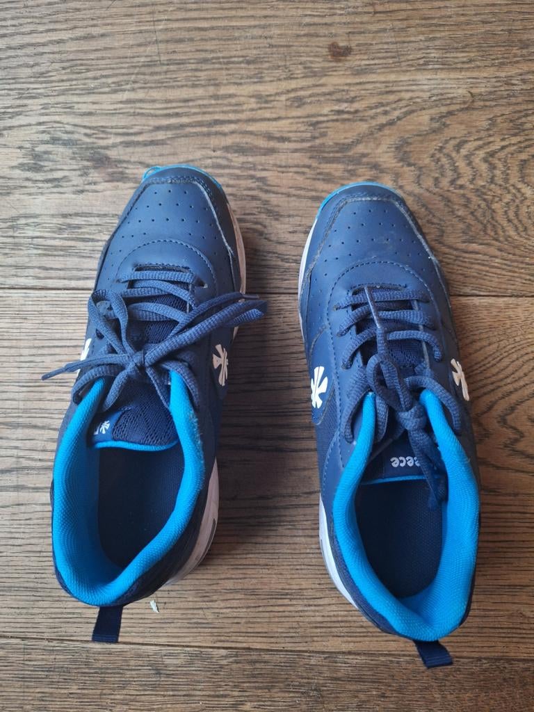 Reece kunstgrasschoenen maat 36 weinig gedragen, Ophalen, Zo goed als nieuw, Schoenen