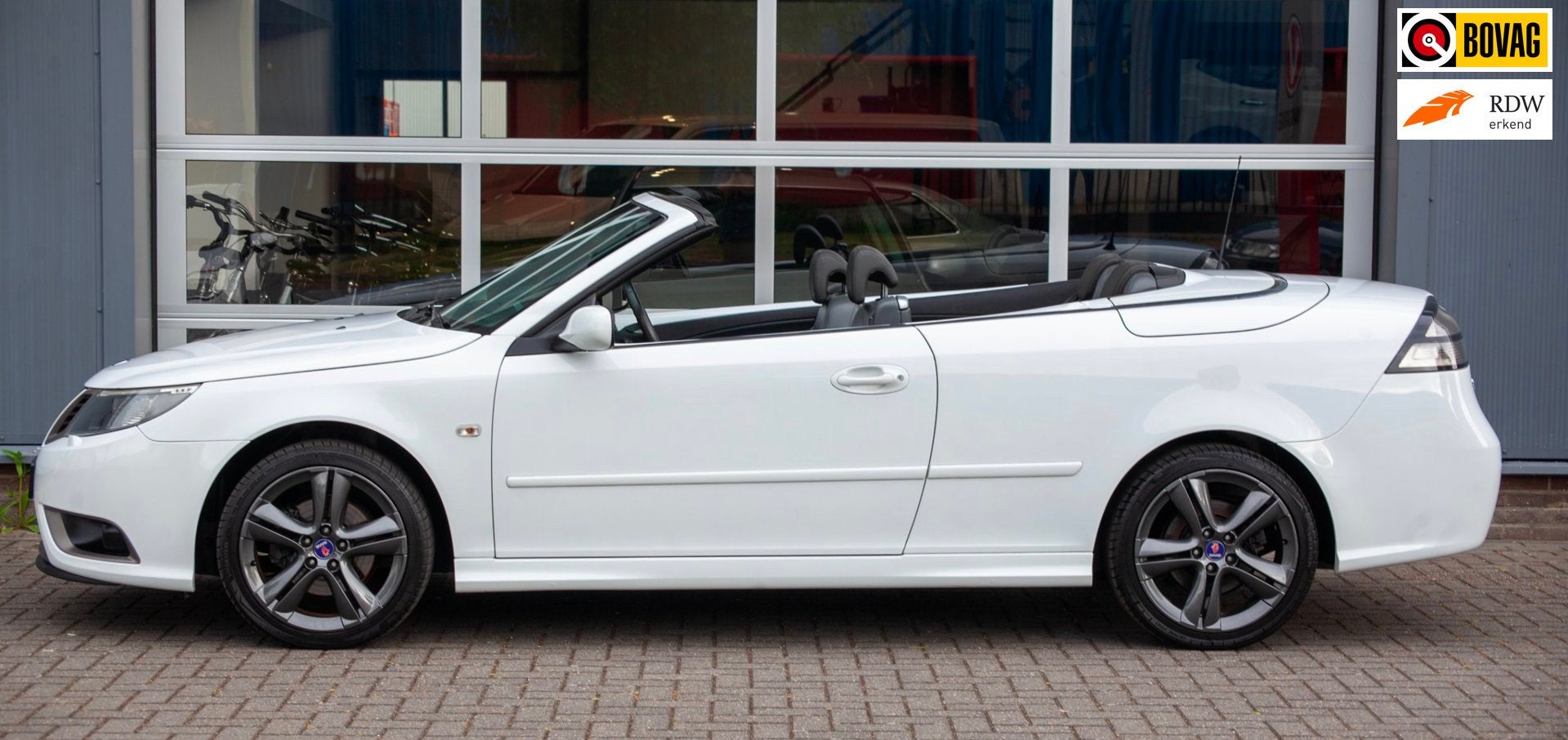 Saab 9-3 Cabrio 1.8t Vector TX uitgevoerd, Auto's, Saab, 1998 cc, Gebruikt, Zwart, 4 cilinders