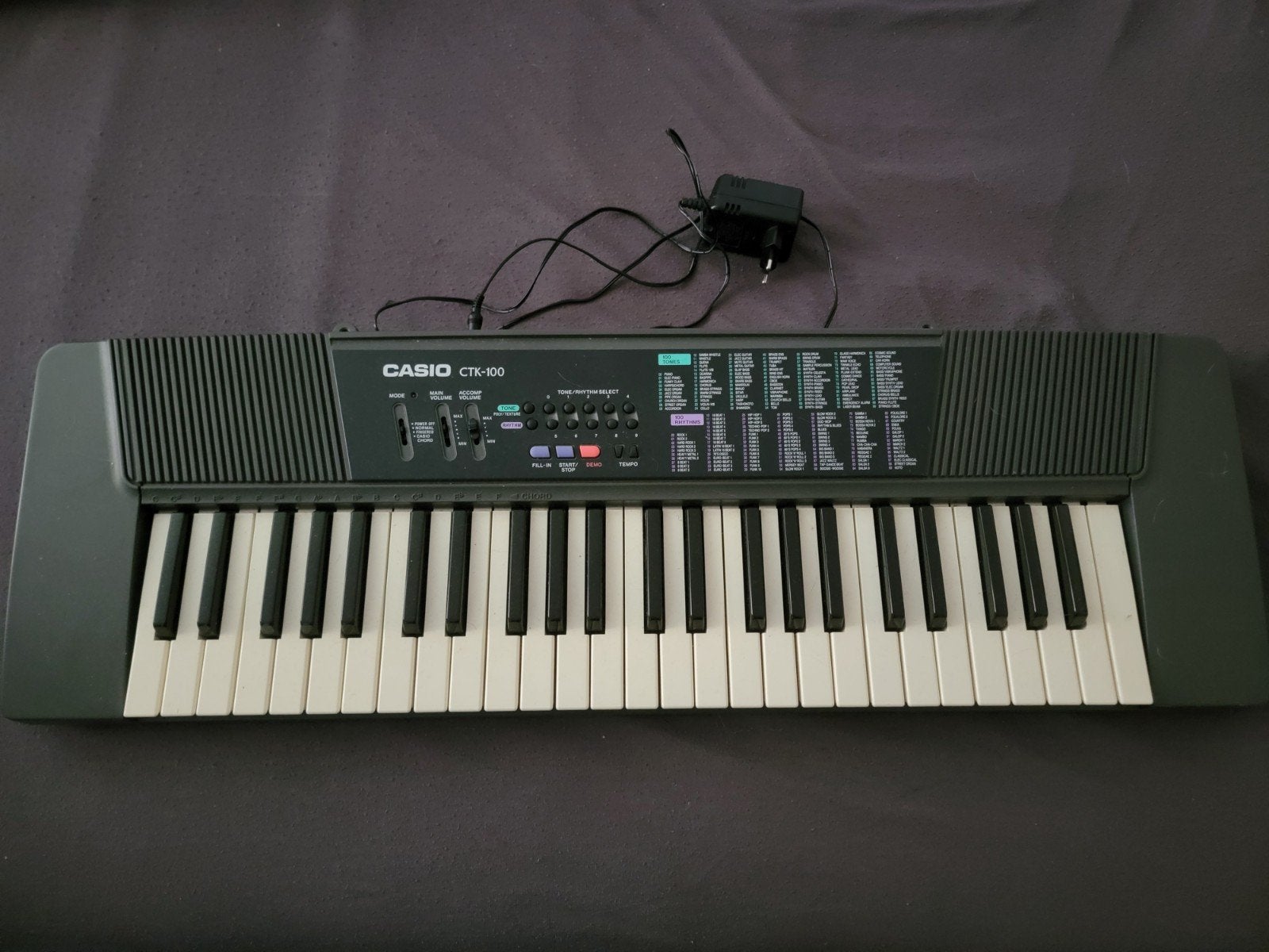 Casio CTK-100 Keyboard zo goed als nieuw, Ophalen of Verzenden