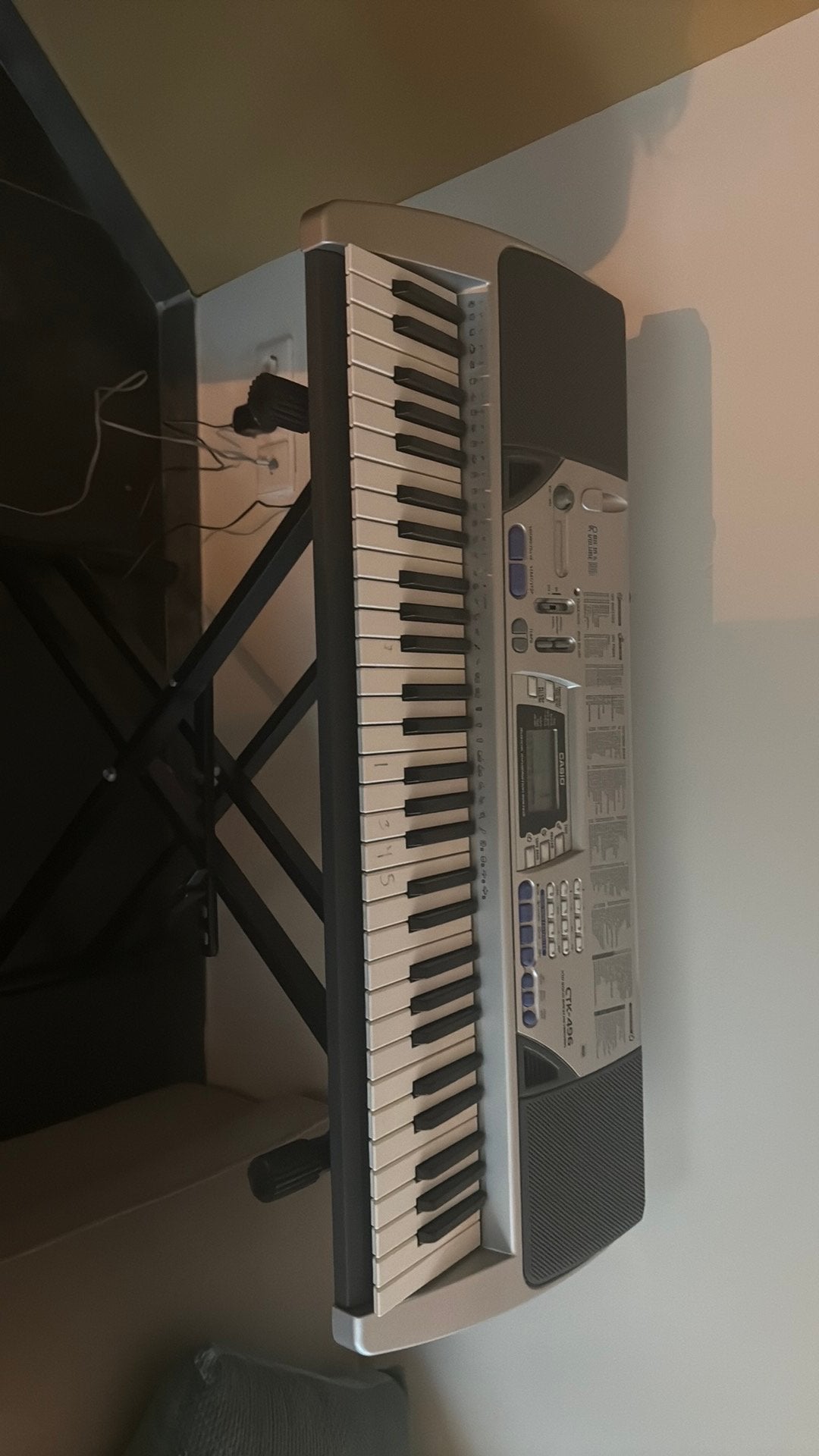 Casio CTK-496 Keyboard met standaard, Muziek en Instrumenten, Ophalen, Casio, Met standaard, 61 toetsen