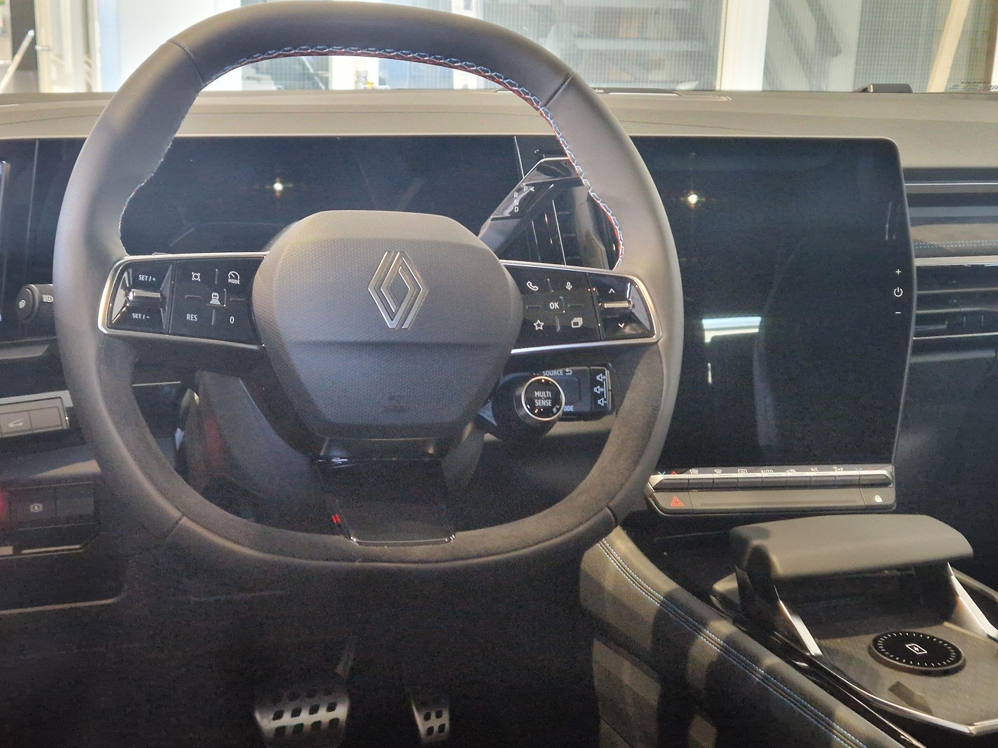 Renault Espace E-Tech full hybrid 200 esprit Alpine 7p. NIEU, 1199 cc, 7 stoelen, Zwart, Bedrijf