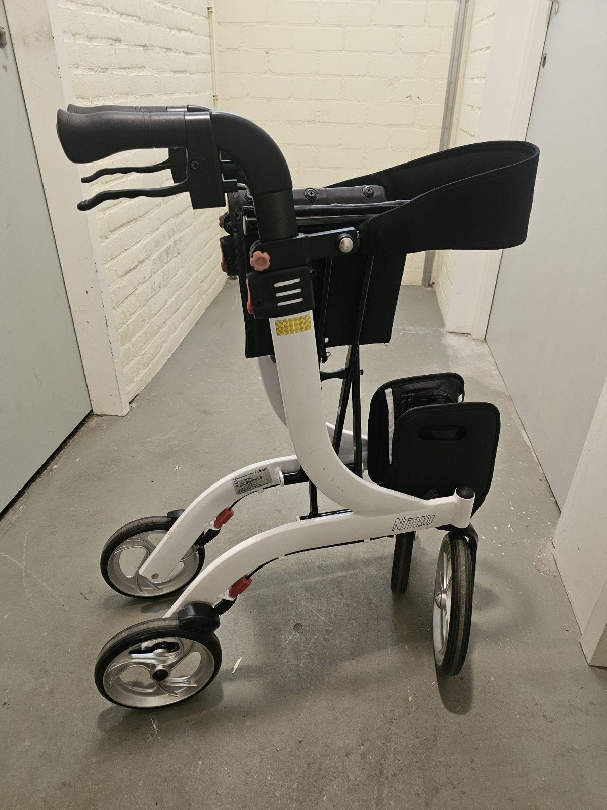 Rollator Drive Nitro M, Diversen, Rollators, Ophalen