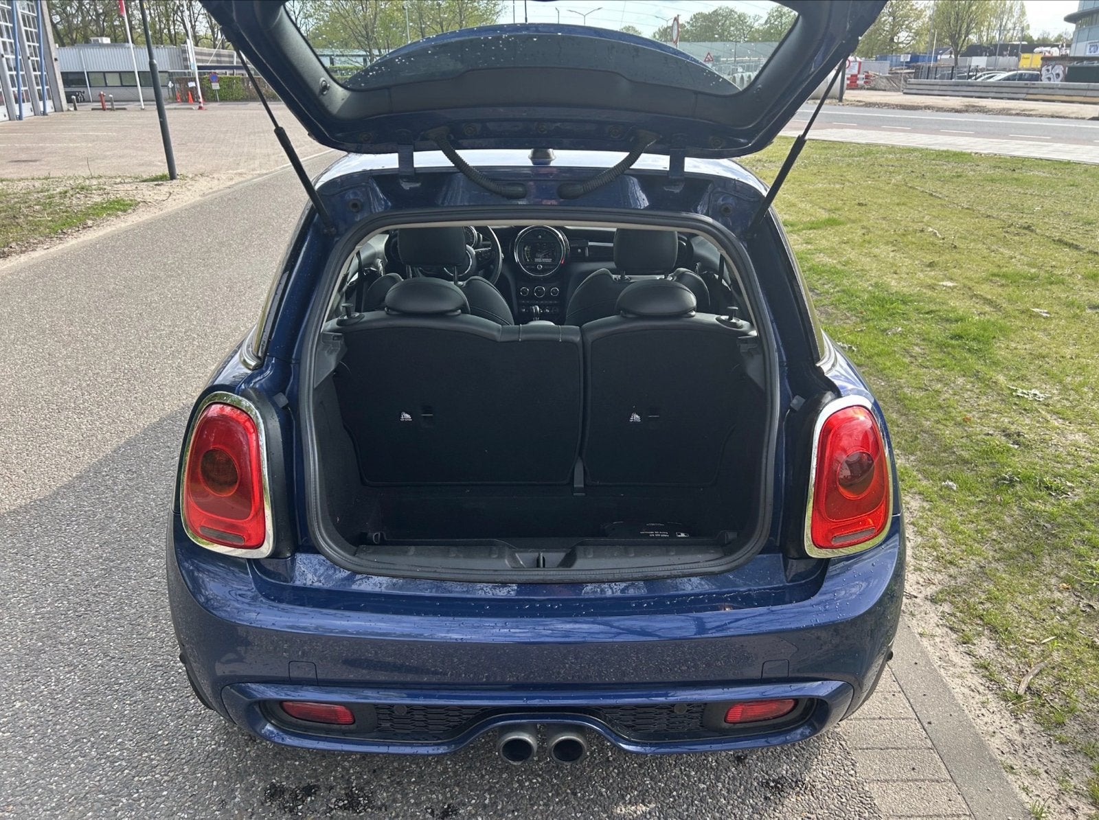 Foto 4 van Mini Cooper S (f56) 2.0 192pk 2015  (koppeling te vervangen)