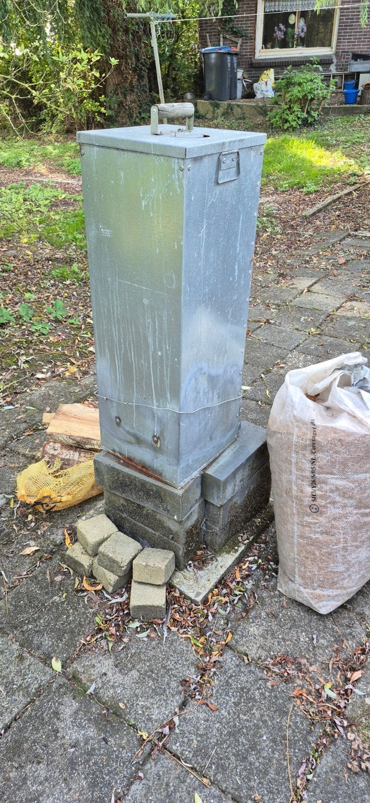 rookton met hout en zaagsel, Ophalen, Gebruikt