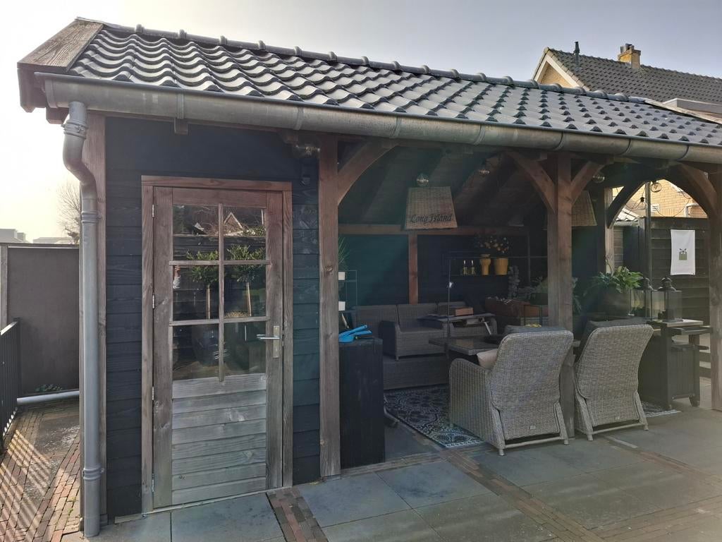 Houten kapschuur met veranda en berging, Tuin en Terras, Tuinhuizen, Ophalen, Tuinhuis, Zonder ramen, 500 cm of meer