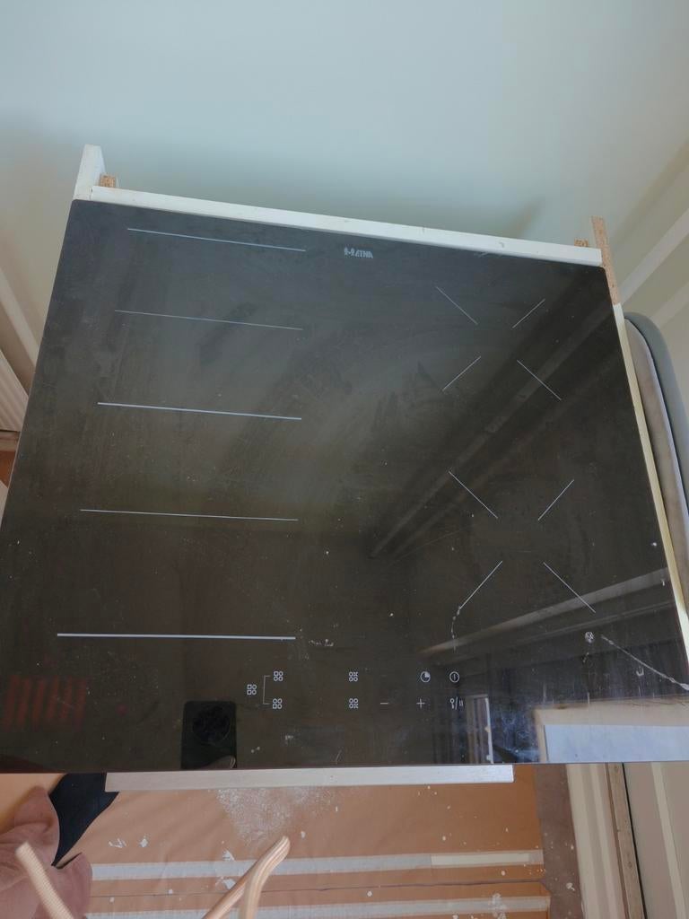 Inductieplaat 1 jaar gebruikt zwart met perilex stekker, Witgoed en Apparatuur, Kookplaten, Ophalen, 4 kookzones, Zo goed als nieuw