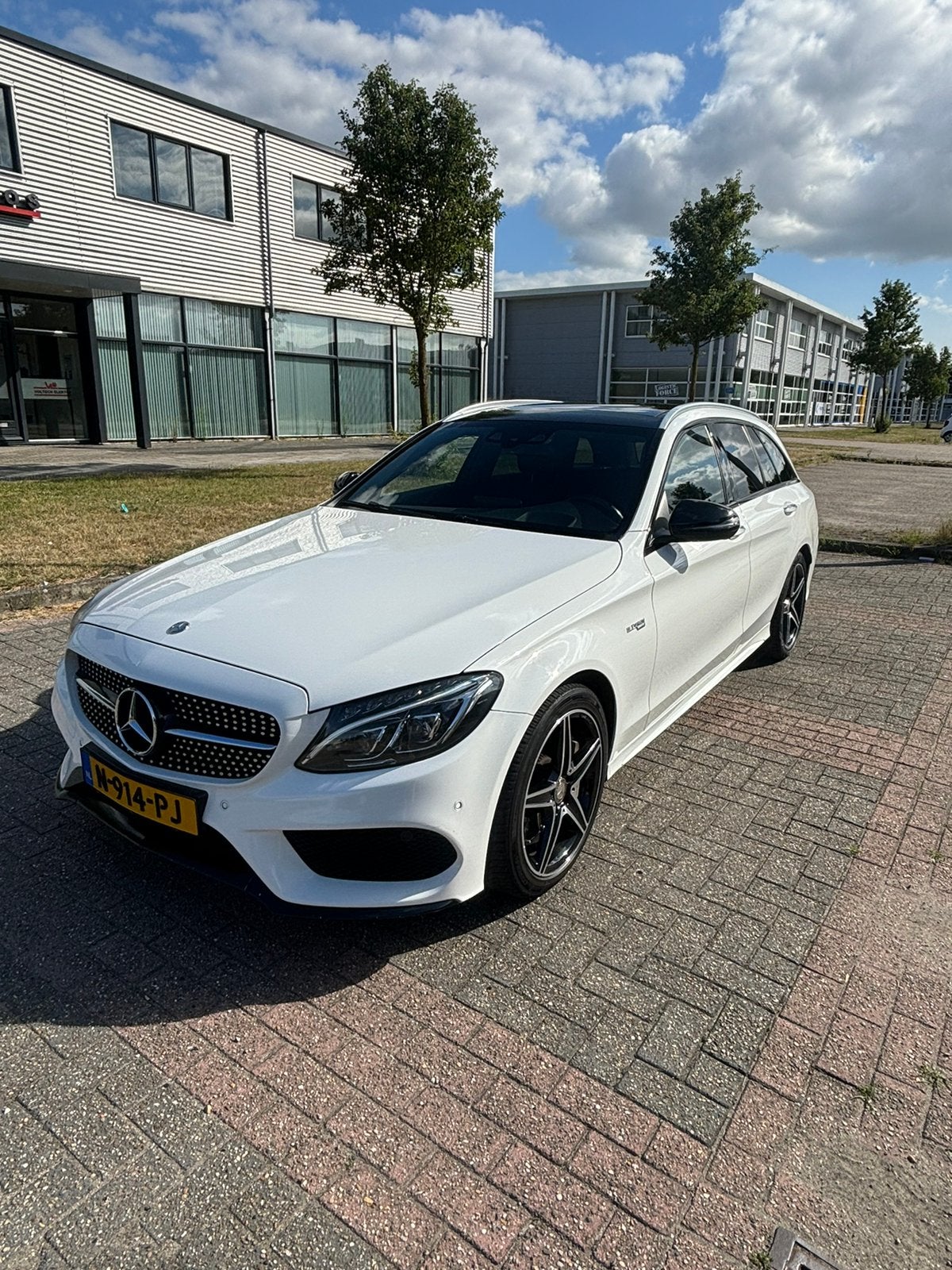 Mercedes-Benz C-Klasse C43 3.0 270KW 4M Estate  2016 Wit, Auto's, 1800 kg, 367 pk, Stationwagon, Vierwielaandrijving