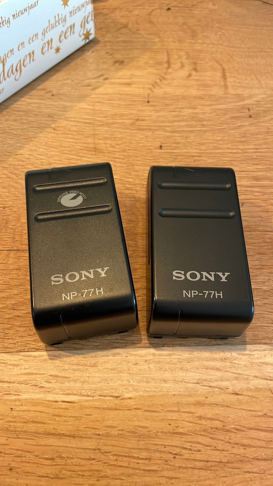 sony oplaadbare batterijpach NP-77H, Gebruikt, Overige soorten, Ophalen of Verzenden, Sony