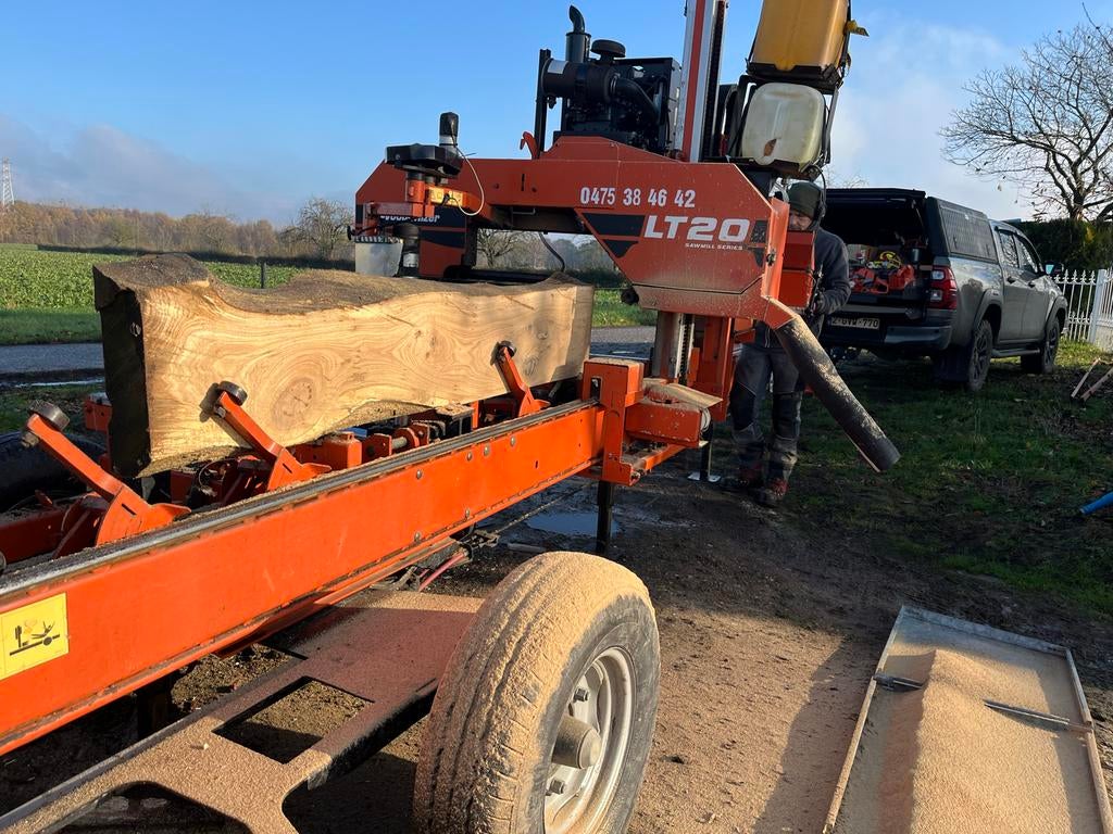 Mobiele zagerij Woodmizer te huur met bediening, Doe-het-zelf en Verbouw, Gereedschap | Zaagmachines, Gebruikt, 70 mm of meer