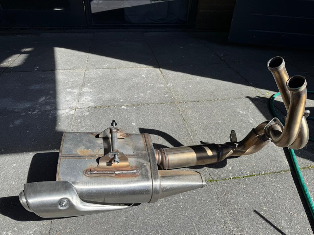 Uitlaat Kawasaki Z650 / Ninja 650 (2024/2025) - Nieuwstaat, Motoren, Ophalen, Gebruikt