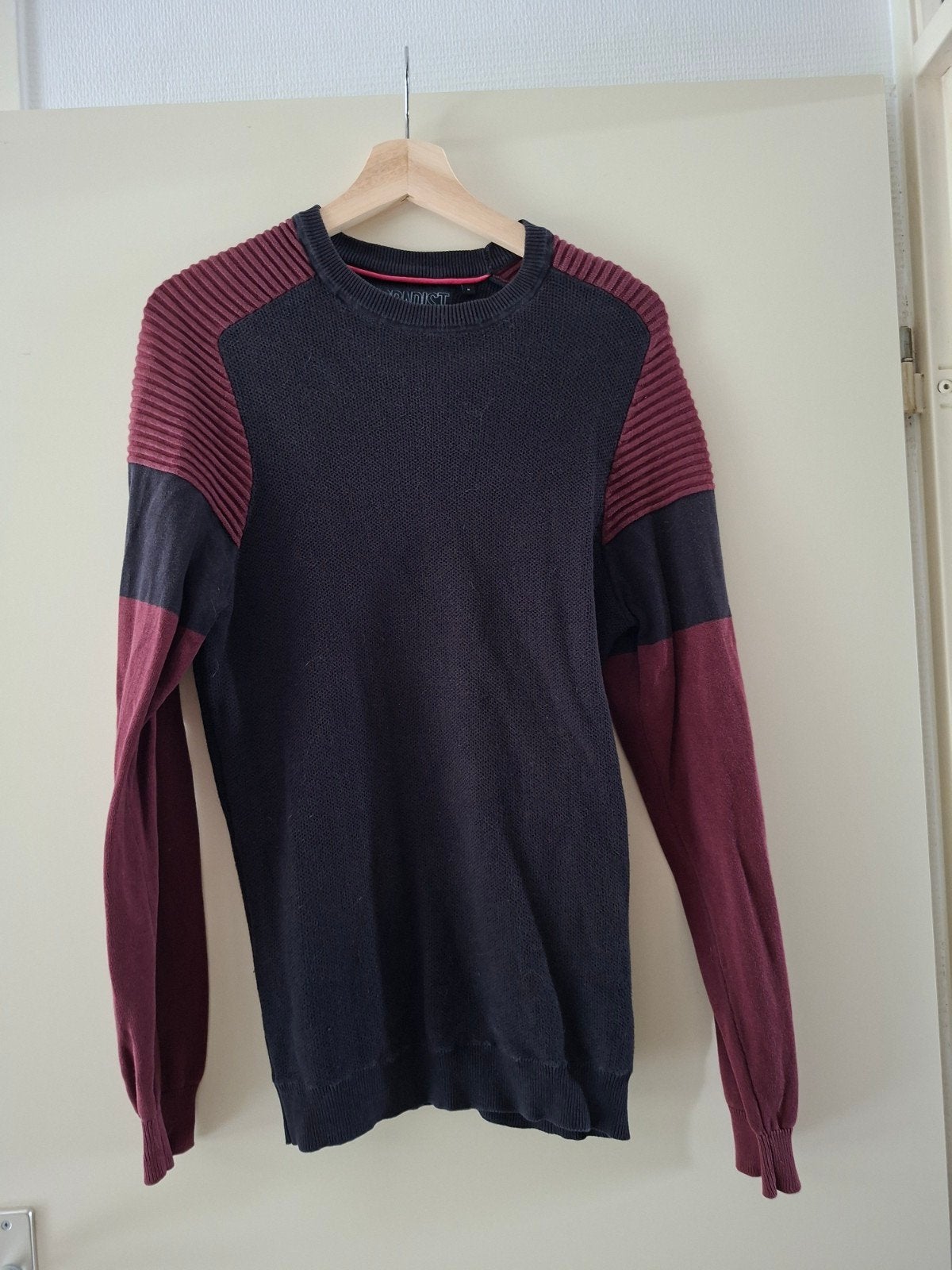 Herentrui maat M, zwart/rood., Kleding | Heren, Truien en Vesten, Ophalen, Zo goed als nieuw, Zwart