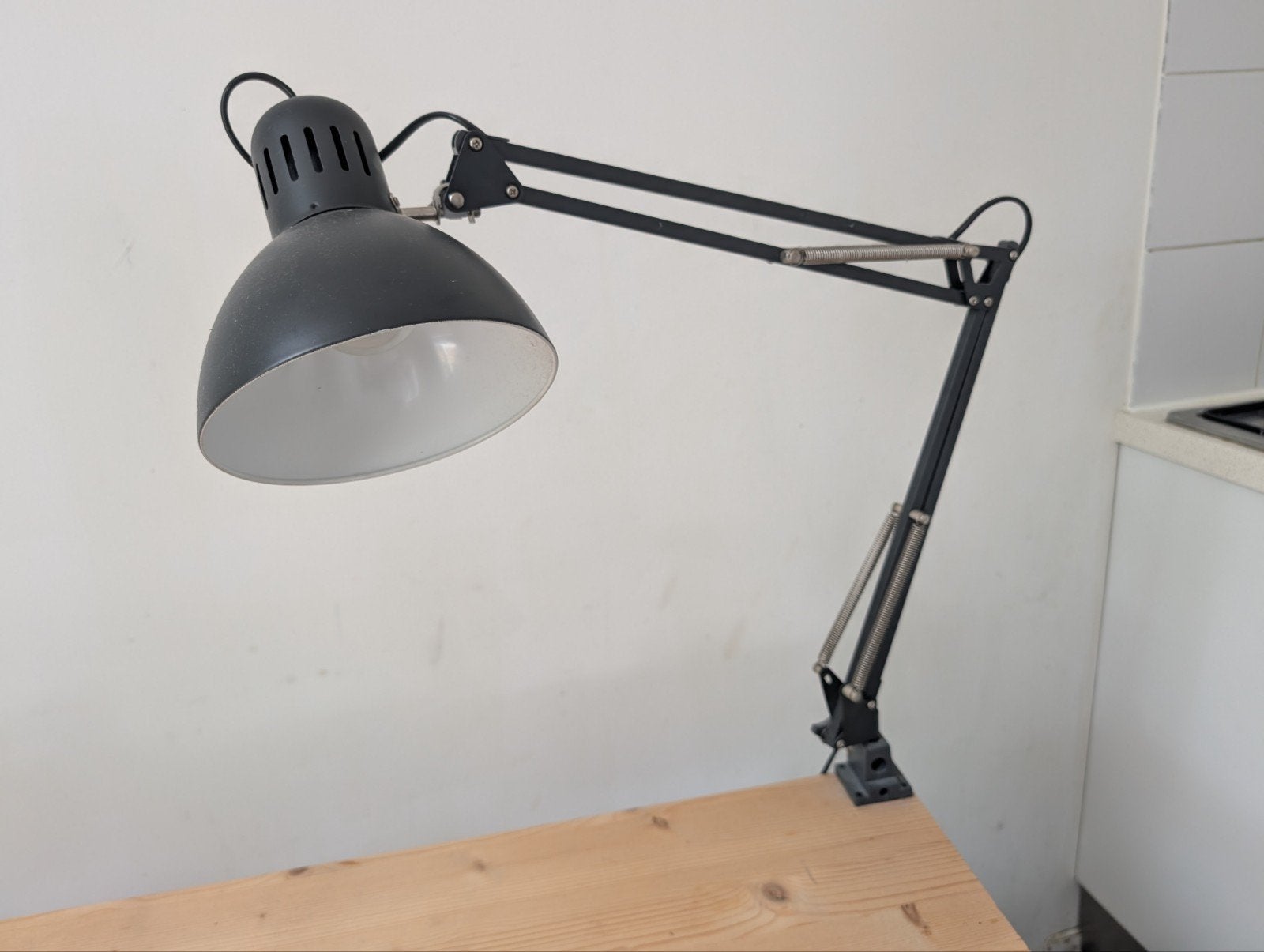 Verstelbare bureaulamp met klembevestiging - Zwart, Metaal, Gebruikt, Zwart, Ophalen of Verzenden