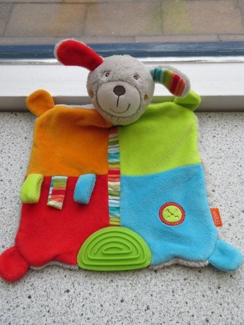 Knuffeldoek konijn of hond merk Babyfehn Fehn vrolijk ge, Zo goed als nieuw, Hond, Ophalen of Verzenden, Met label