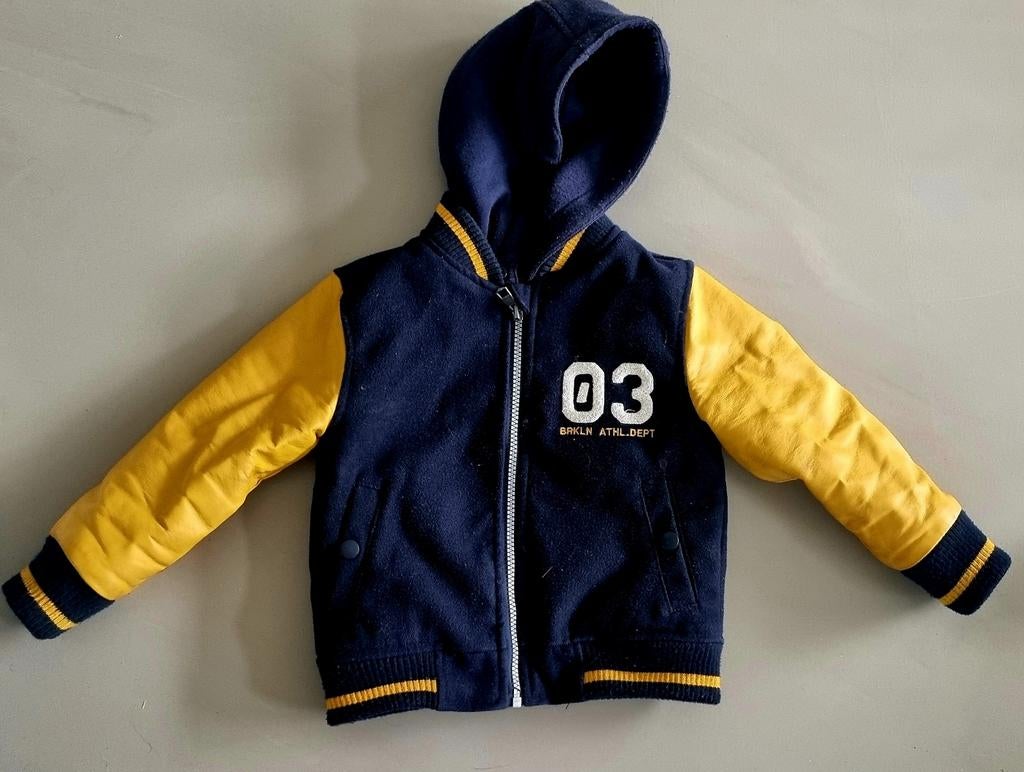 Winter/ tussen jas baseball jongen maat 104, Kinderen en Baby's, Kinderkleding | Maat 104, Ophalen of Verzenden, Zo goed als nieuw