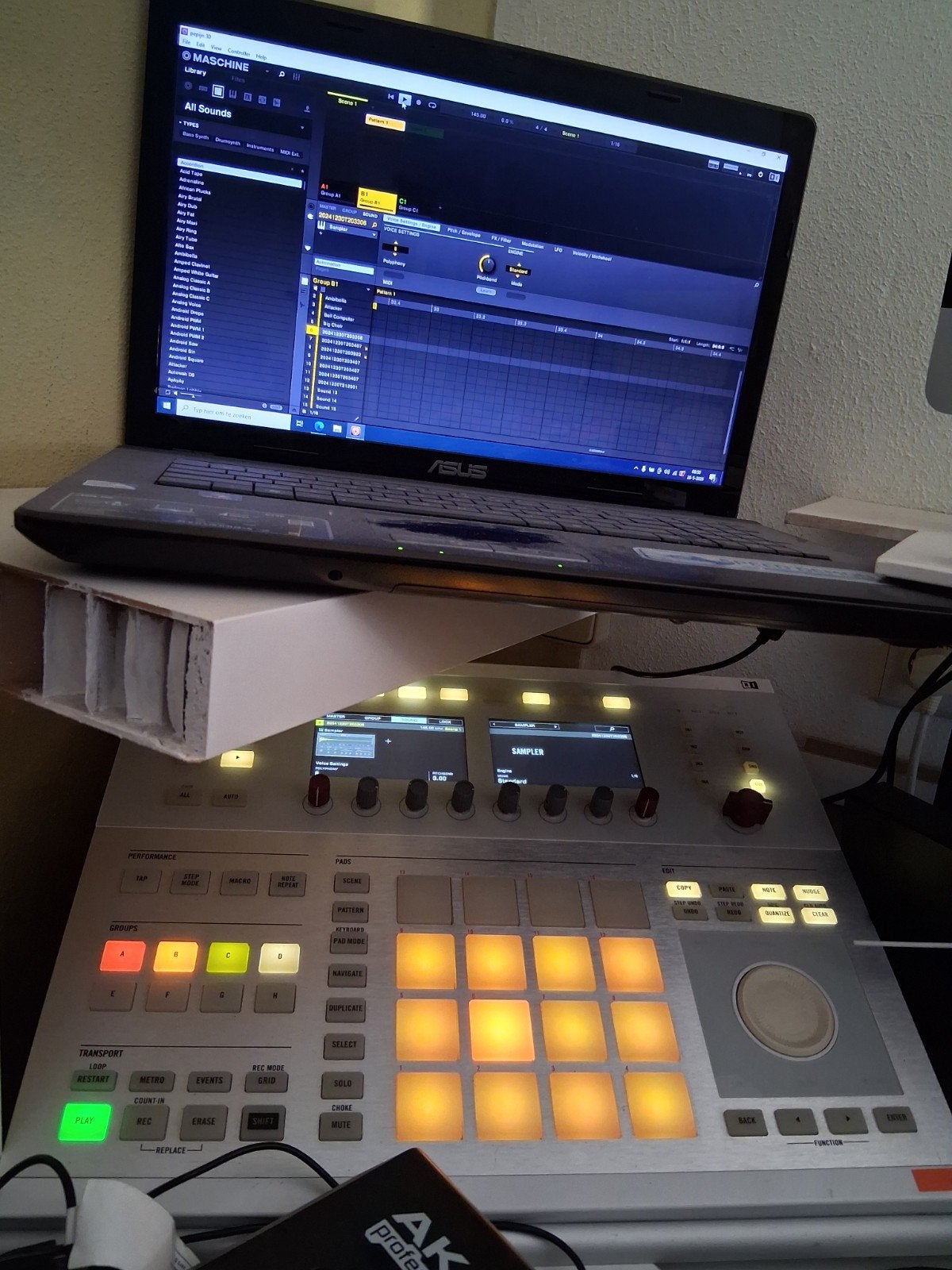 Native Instruments Maschine MK2 - Sampler/Sequencer, Ophalen of Verzenden, Overige aantallen, Overige merken