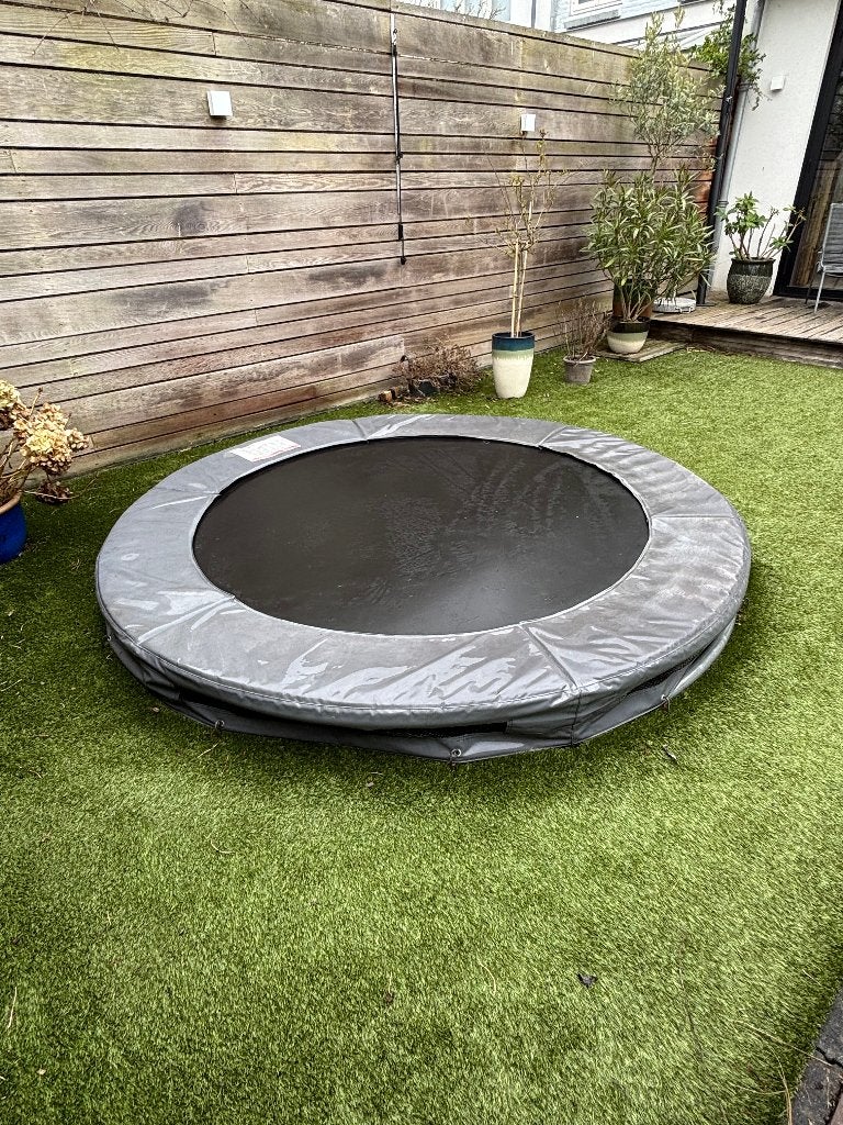 Avyna Trampoline (in ground model) ø 2,45 m, Ophalen, Gebruikt