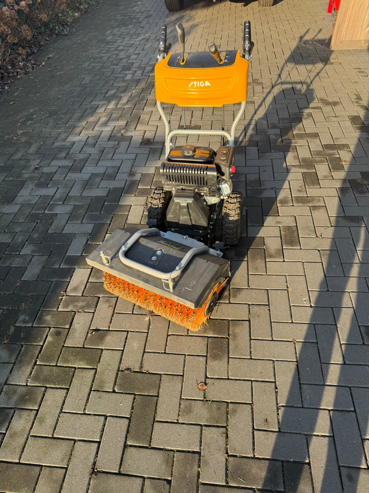 Stiga SWS 600G veegmachine, Ophalen, Zo goed als nieuw