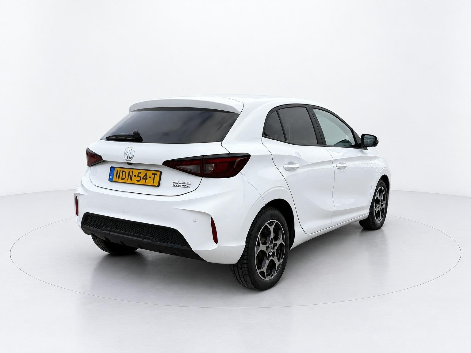 MG MG3 1.5 Hybrid+ Luxury 360 CAMERA - STOELVERWARMING, Auto's, 194 pk, 4 cilinders, 2 kWh, 1283 kg