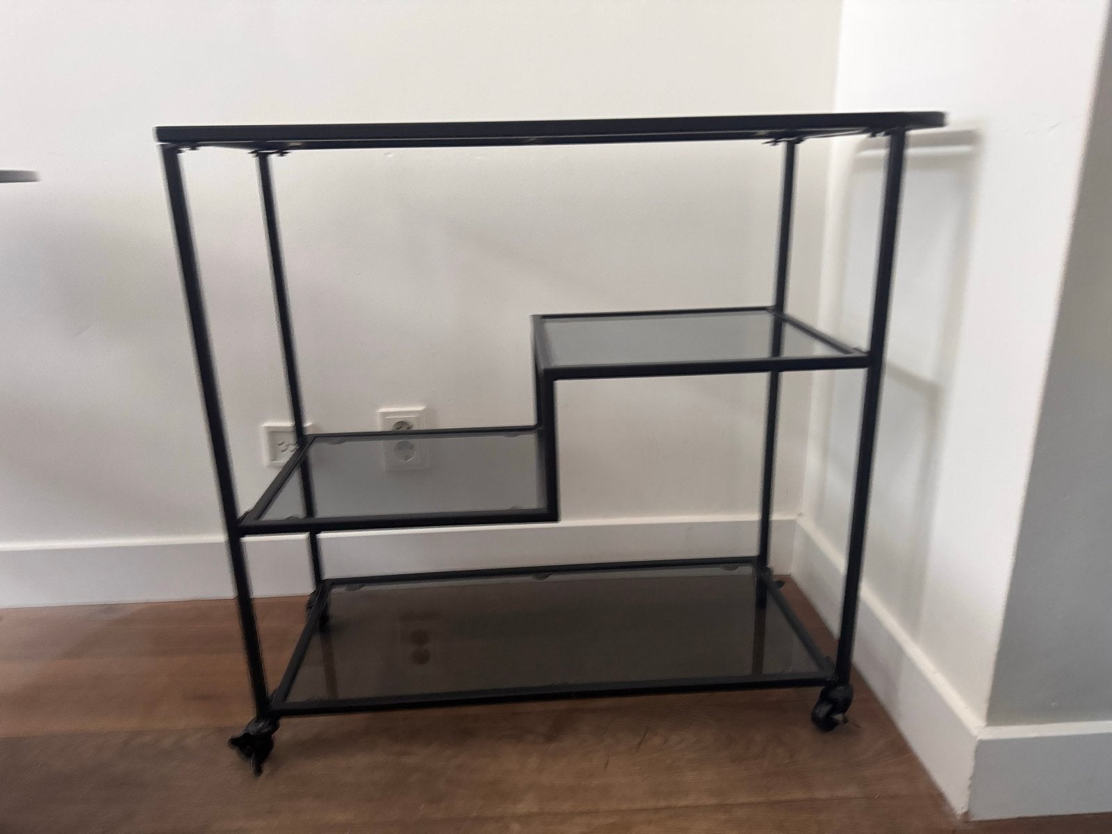 Wrood trolley Leona metaal/rookglas zwart, Huis en Inrichting, Ophalen, Zo goed als nieuw