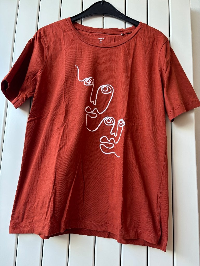 T shirt, van Minimum, maat XL, Kleding | Dames, T-shirts, Minimum, Overige kleuren, Maat 42/44 (L), Ophalen of Verzenden