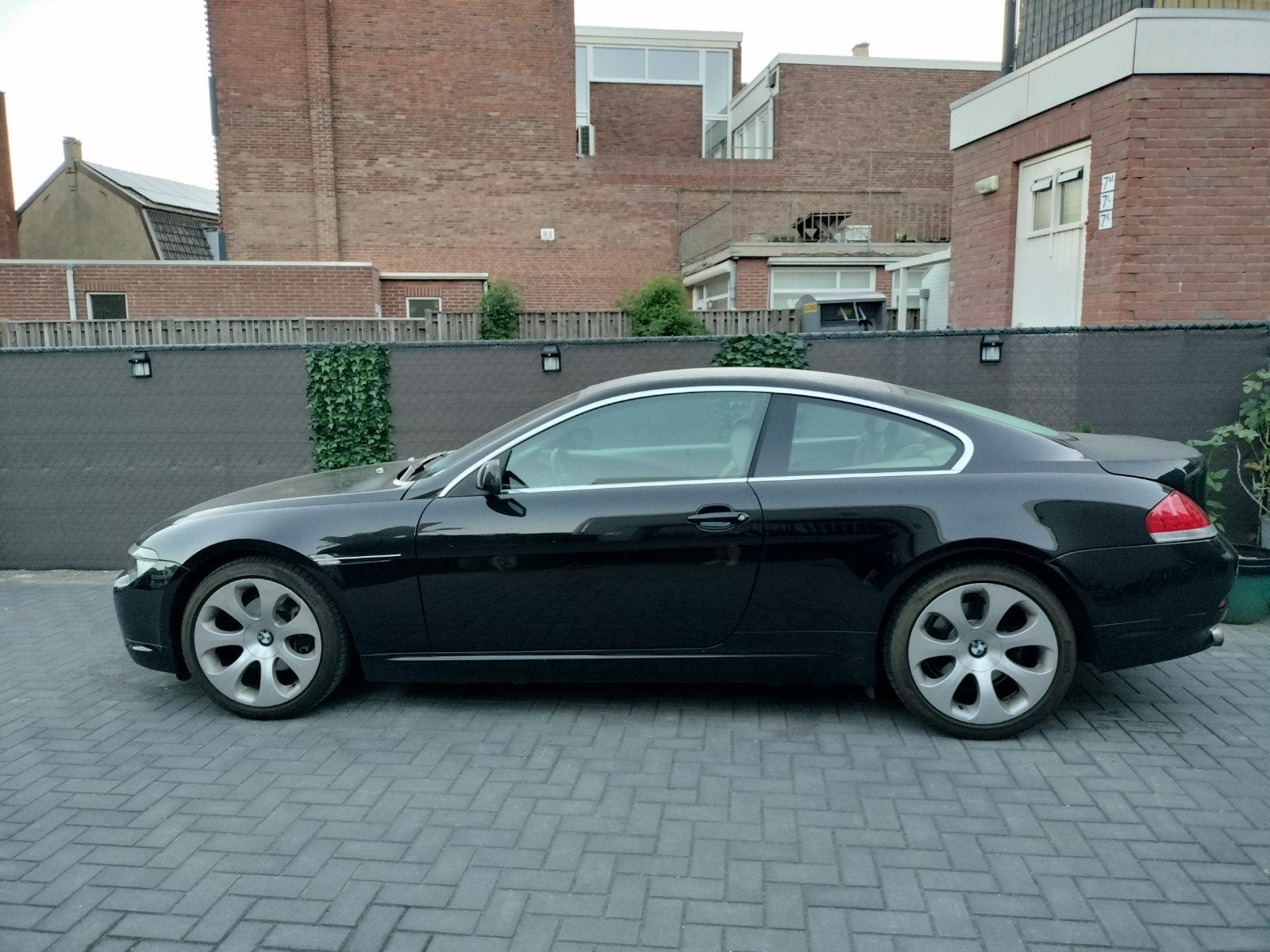 BMW 630i - 6 cilinder ( kanon van een auto ), Auto's, Automaat, Achterwielaandrijving, Beige, 258 pk