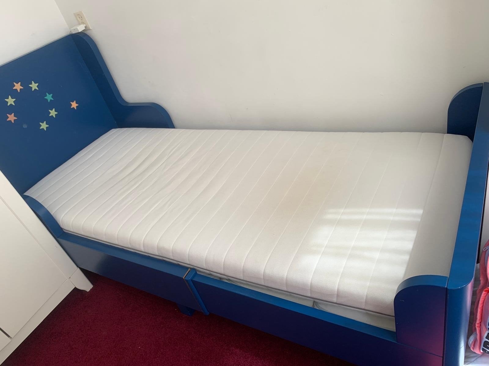 Kinderbed 80x200 cm met uitschuifbaar deel en matras, Kinderen en Baby's, Ophalen, Gebruikt, 70 tot 85 cm, Matras