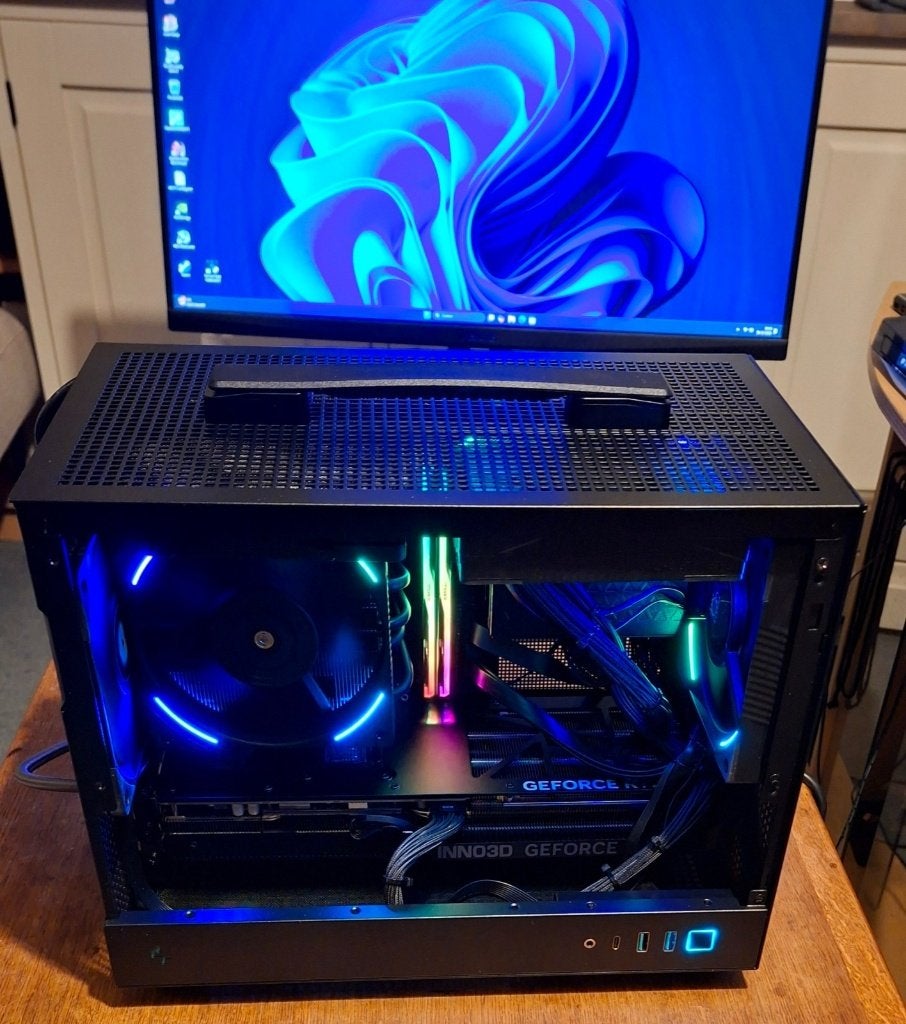 Game PC Mini RTX 5070 Ti, 32 GB, Virtual Reality, Ophalen of Verzenden, Zo goed als nieuw