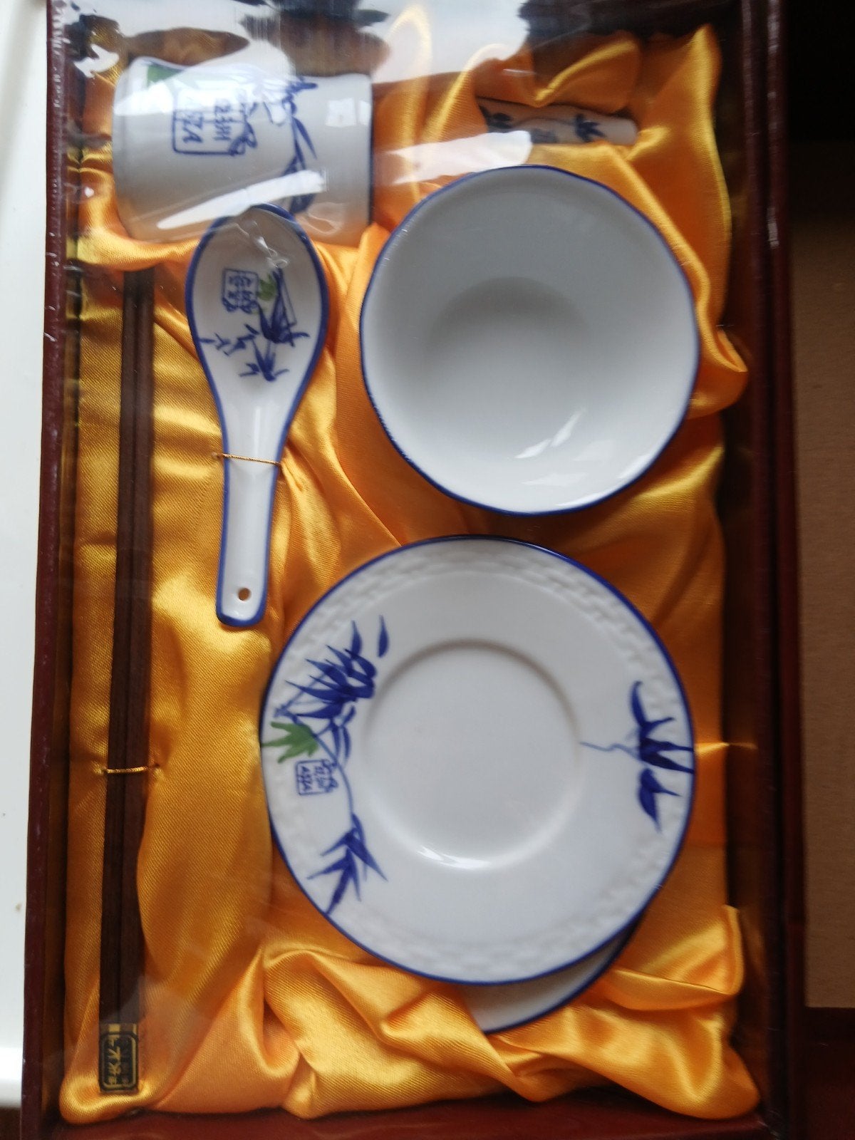 Cadeauset Chinees porselijn..nieuw en ongebruikt., Antiek en Kunst, Antiek | Servies compleet, Ophalen of Verzenden
