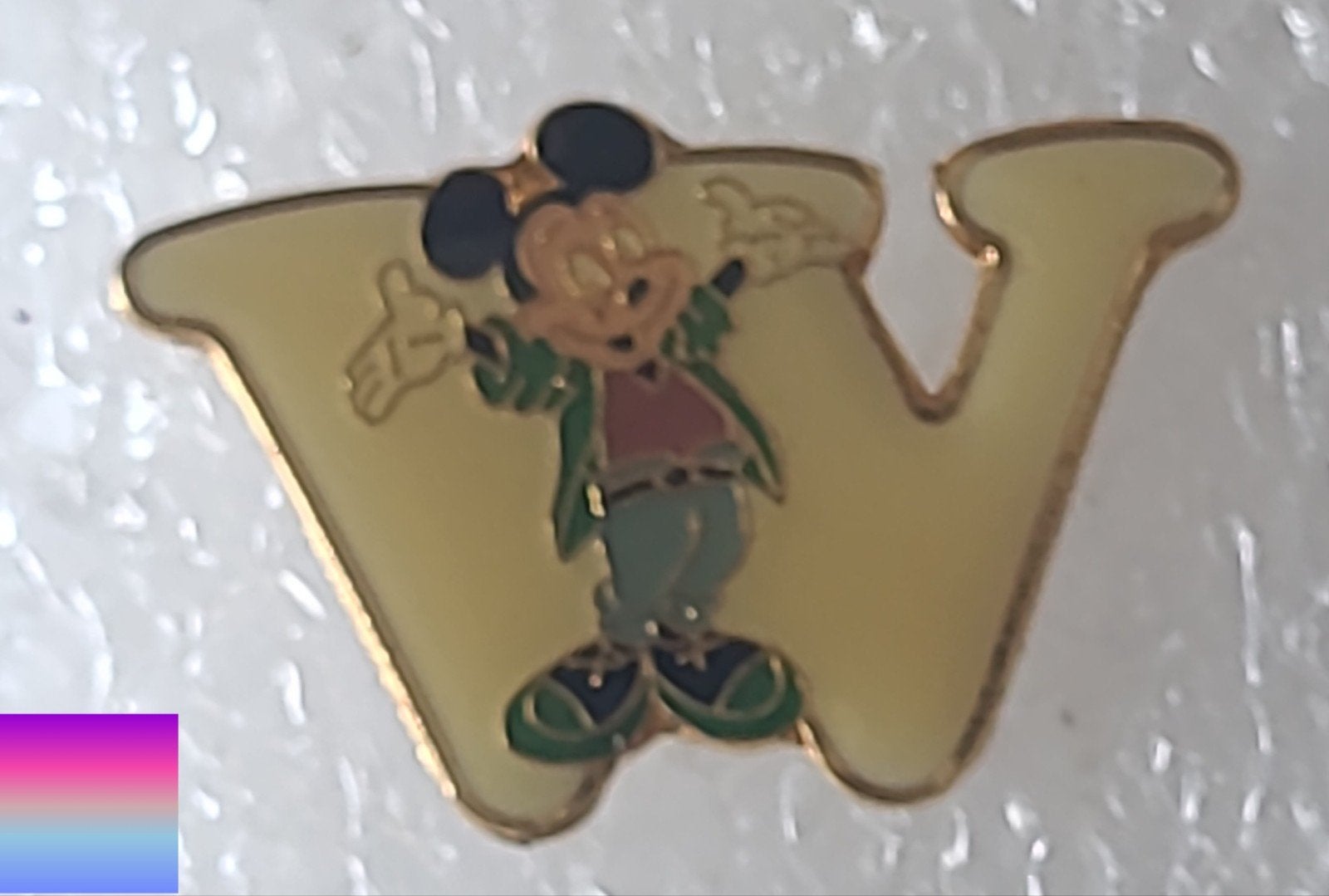 Mickey Mouse 'W' Pin - Disney Verzamelaarsobject, Verzenden
