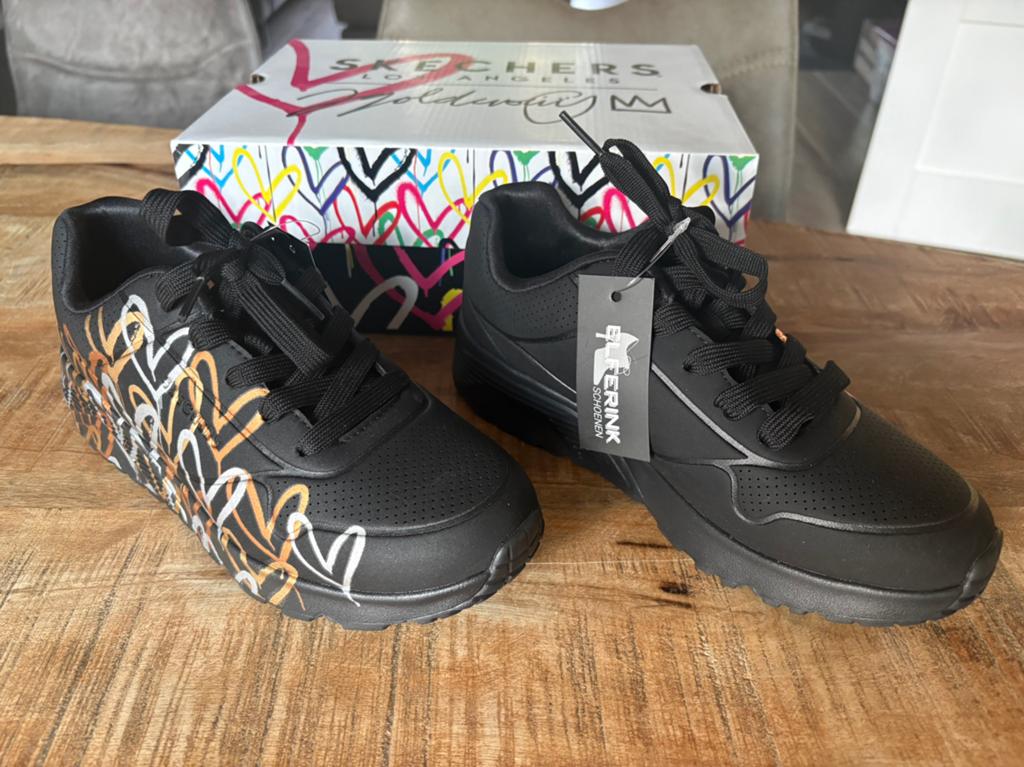 Nieuwe Skechers maat 36, Zwart, Nieuw, Ophalen of Verzenden, Sneakers of Gympen