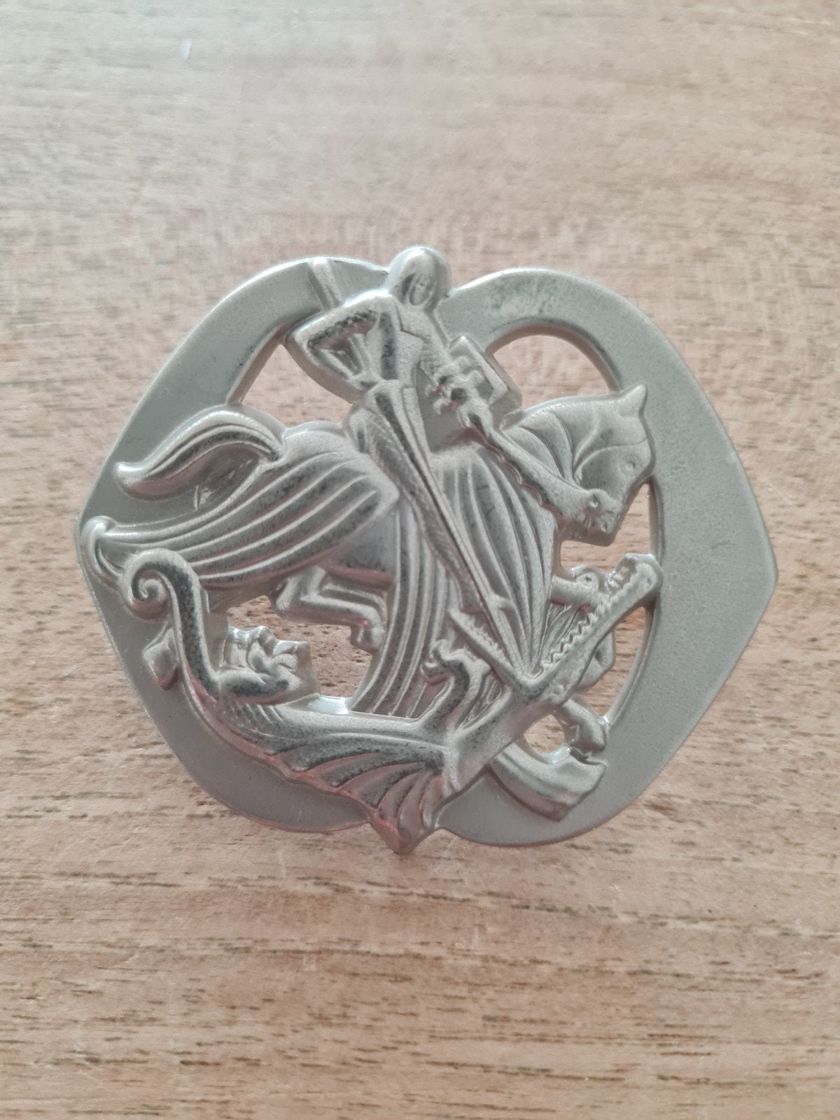 Baret embleem Cavalerie, Verzamelen, Verzenden, Landmacht, Nederland, Embleem of Badge