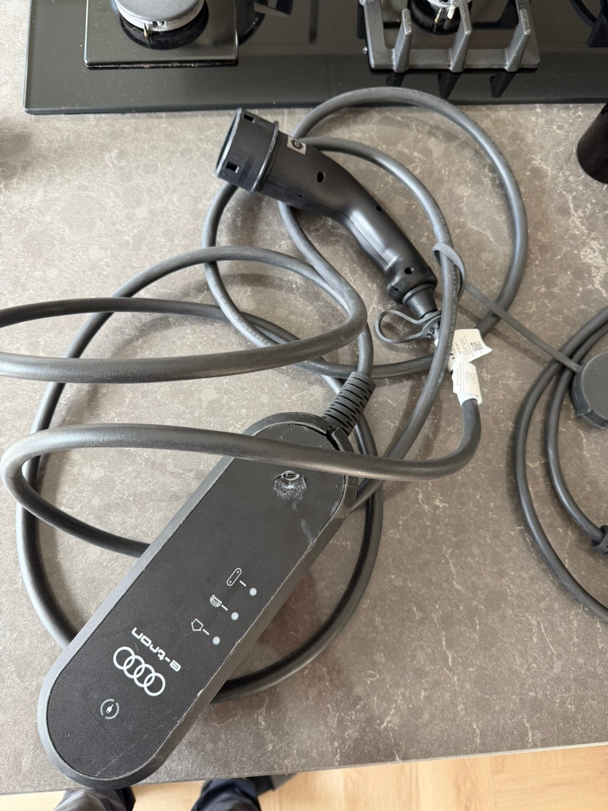 audi laadkabel (defect), Ophalen, Gebruikt, Laadkabel