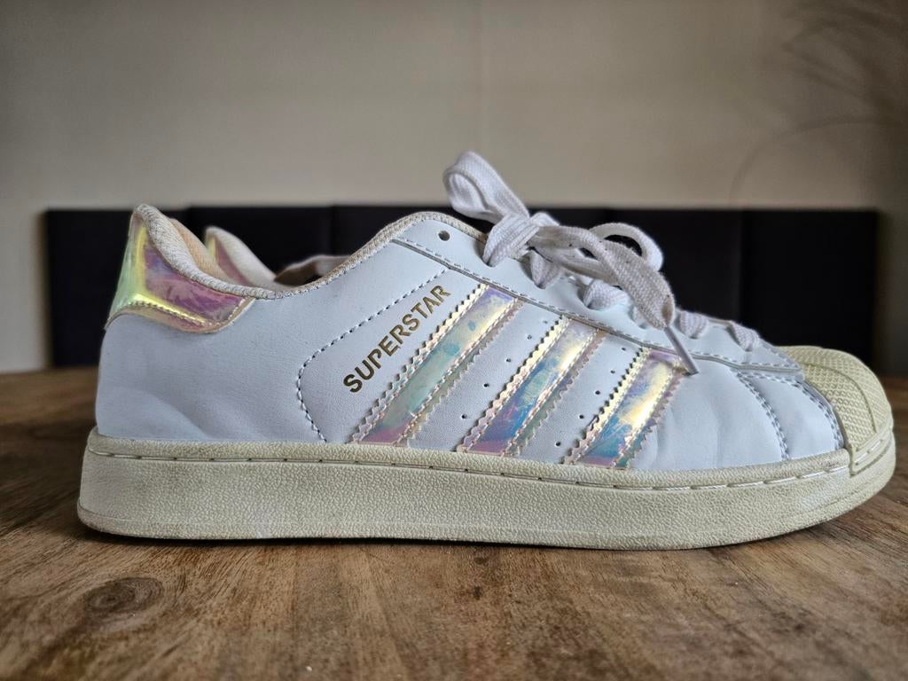 Adidas maat 39, Kleding | Dames, Schoenen, Ophalen of Verzenden, Zo goed als nieuw, Sneakers of Gympen